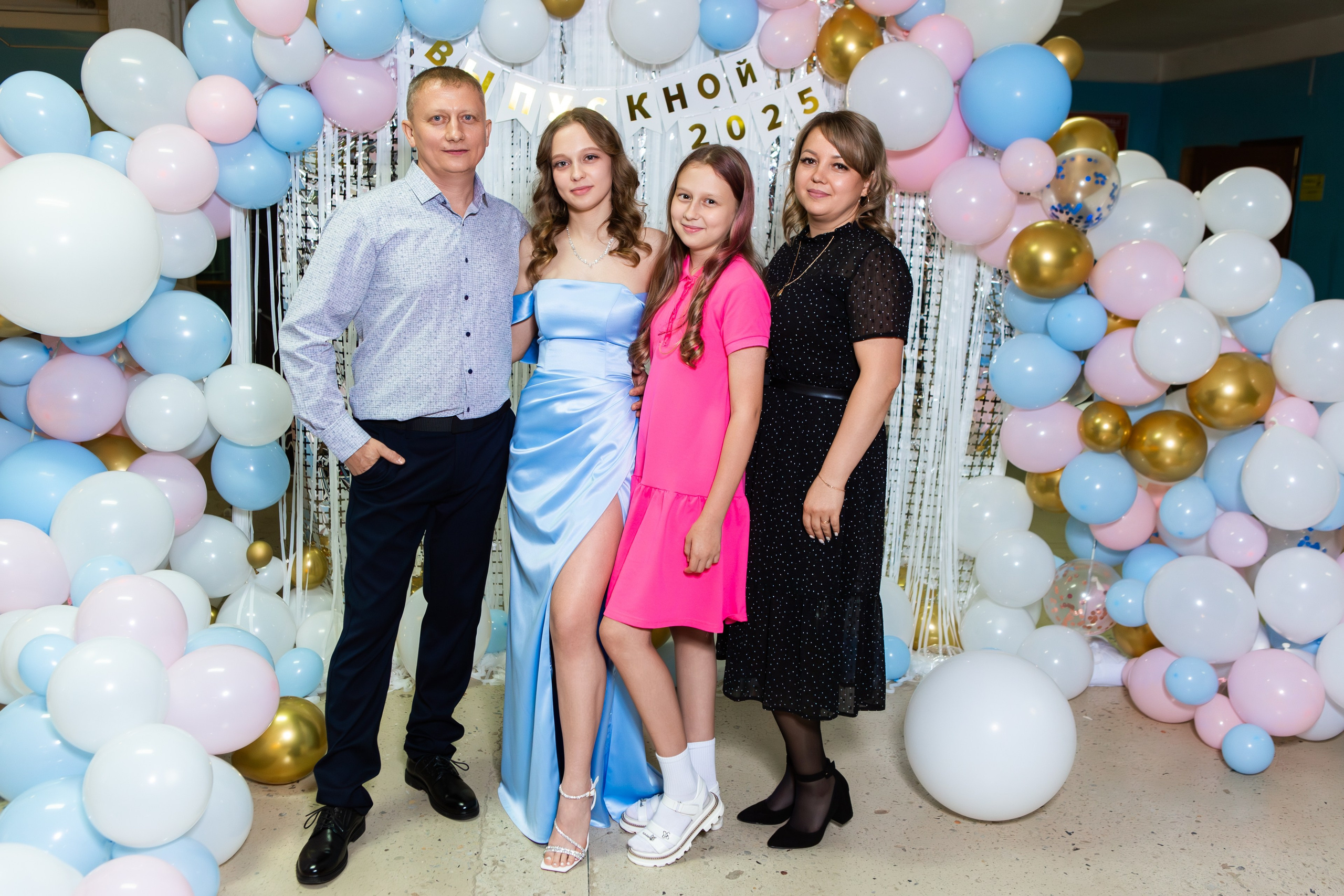 ФОТОСЕССИЯ С РОДИТЕЛЯМИ ВЫПУСКНОЙ 2025 9 ШКОЛА МЦЕНСК. ТВОЙ АЛЬБОМ / ТВОИ ПРАВИЛА