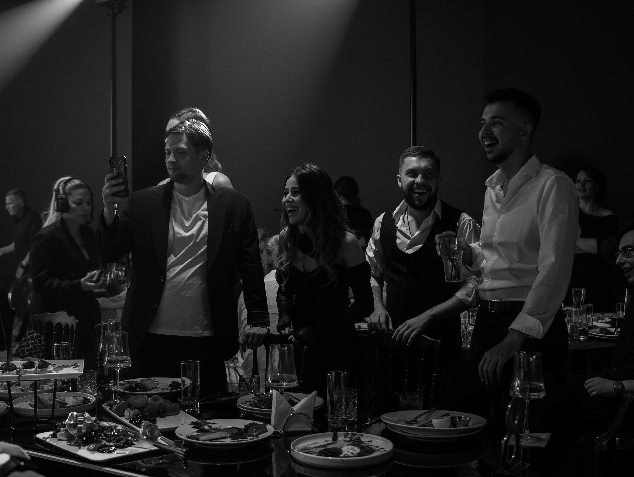 KONSTMOS 🌌. Свадебный фотограф и видеограф в Тольятти, Самаре и Москве — Арзу Магеррамов