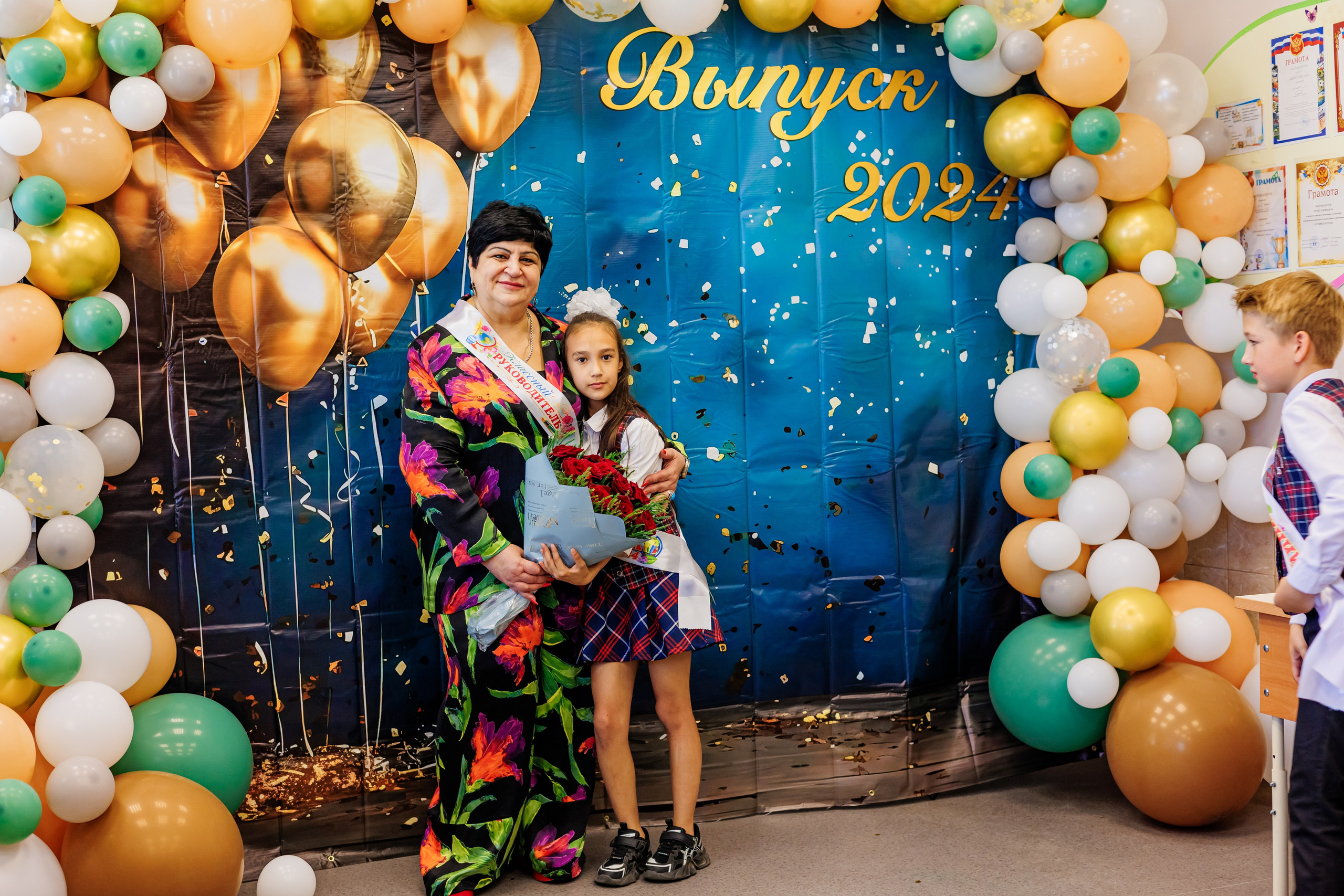 Выпуск 4а 25школа'24 год. Свадебный и семейный фотограф в Армавире