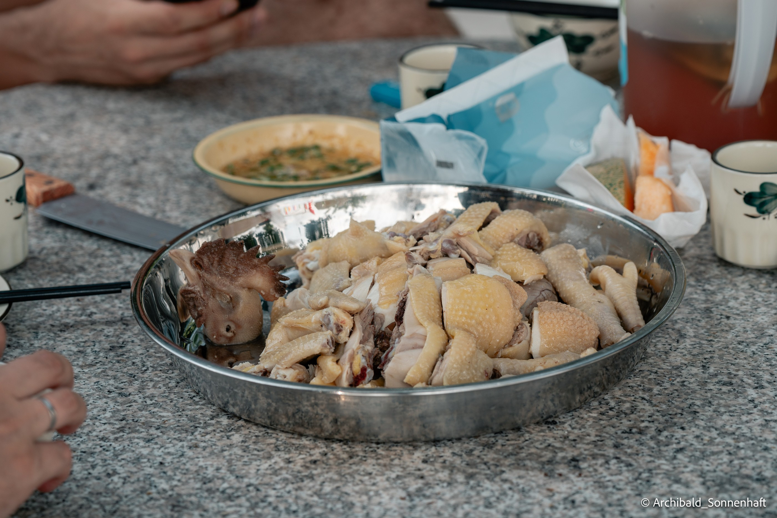 Weekend kayaking trip. Photographer in Guangzhou, China. Archibald Sonnenhaft