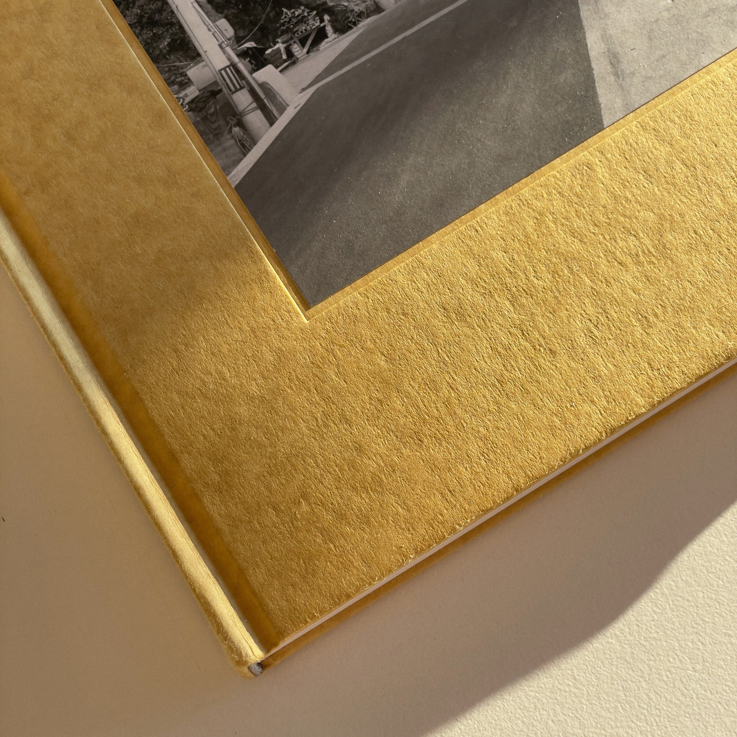 Фотокнижная библиотека Глеба Сергеева. Фотограф и исследователь фотографии из Санкт-Петербурга Елизавета Веприцкая