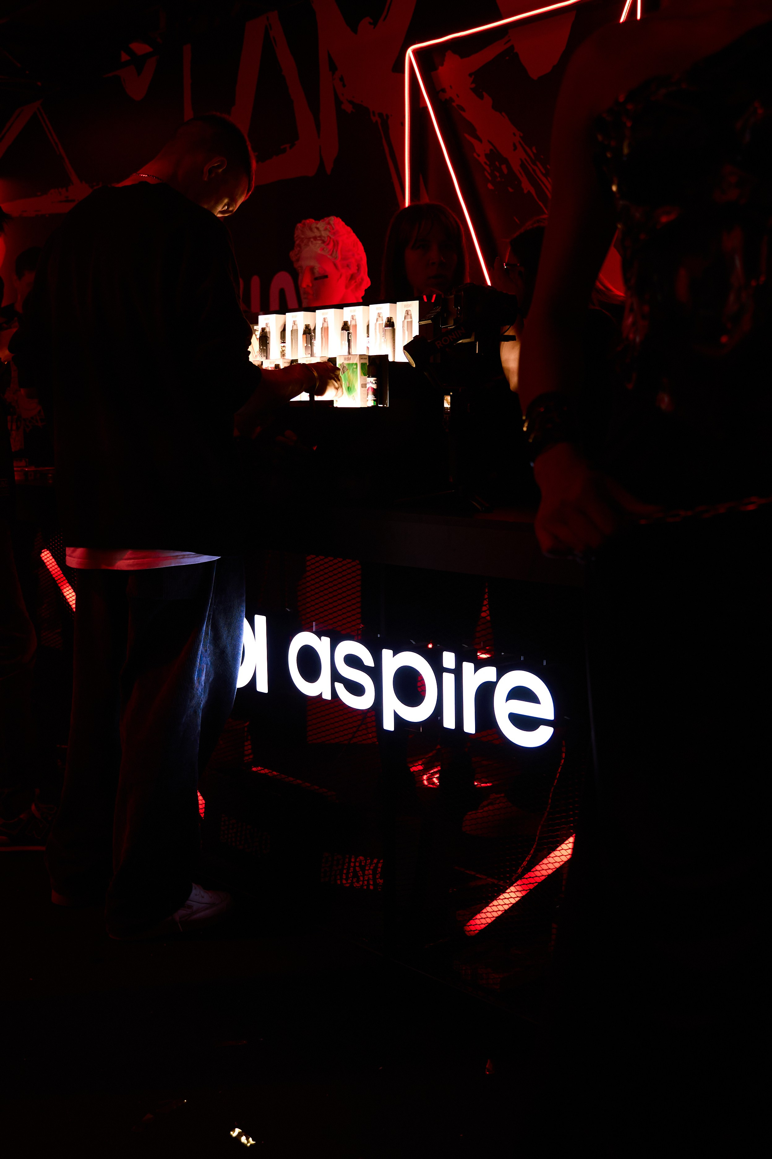 Vape club show reportage. Репортажный фотограф, портретный фотограф  г. Москва