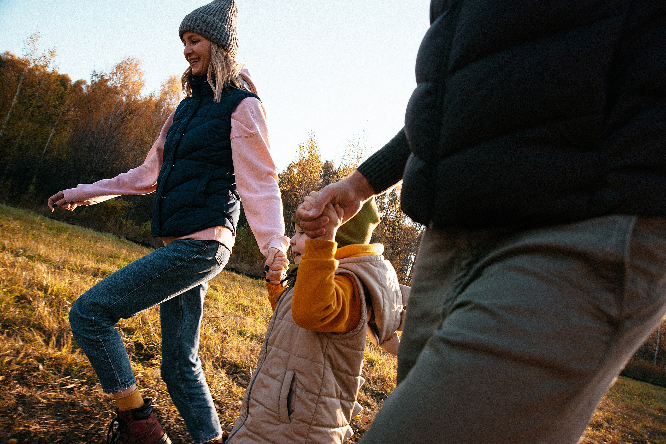 Семейная осенняя фотосессия в Краснообске. Семейный фотограф Дарья Едапина Новосибирск. Фотограф Дарья Едапина Новосибирск