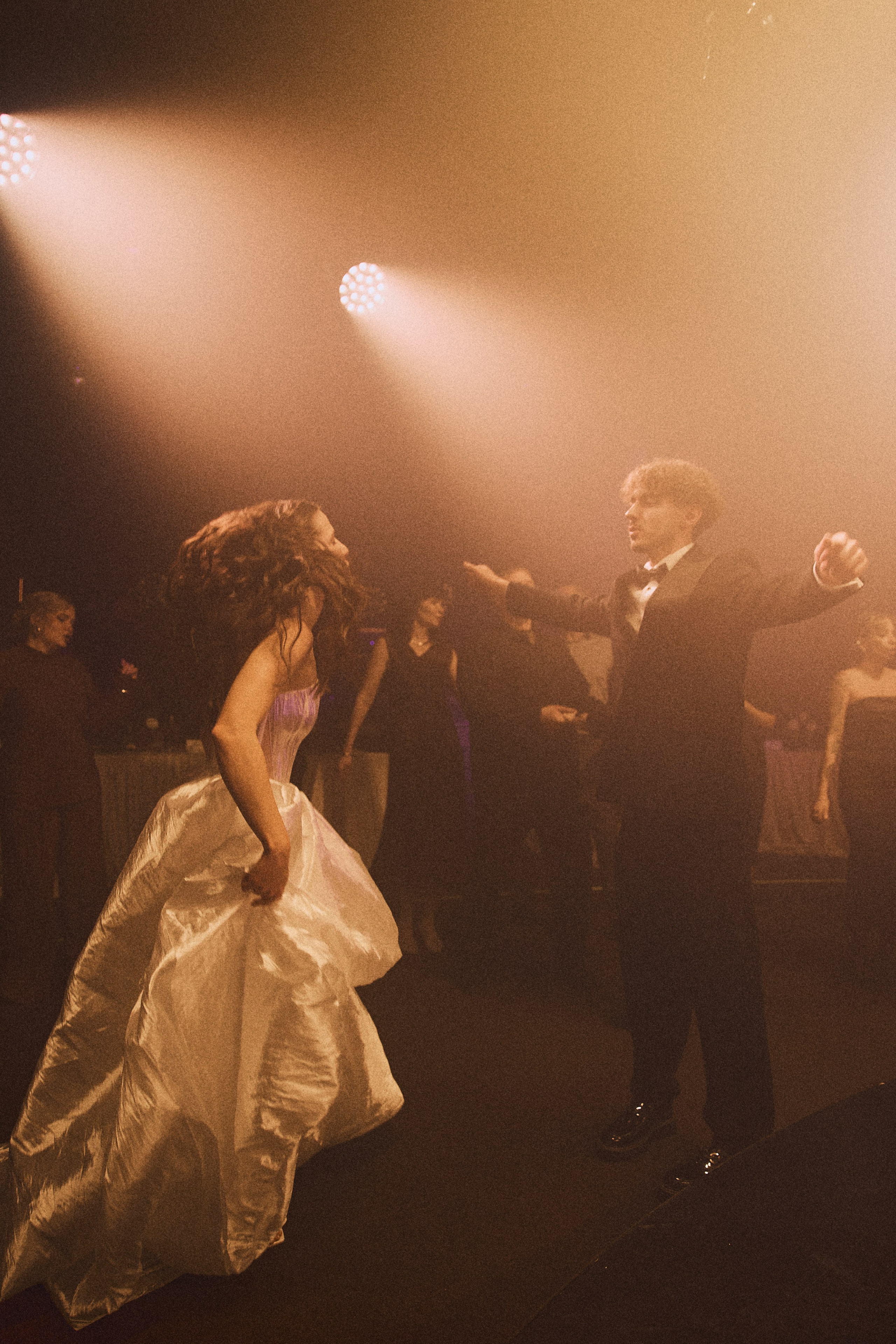 VIBE&VELVET. Дмитрий Мазуркевич: Профессиональный Репортажный Фотограф