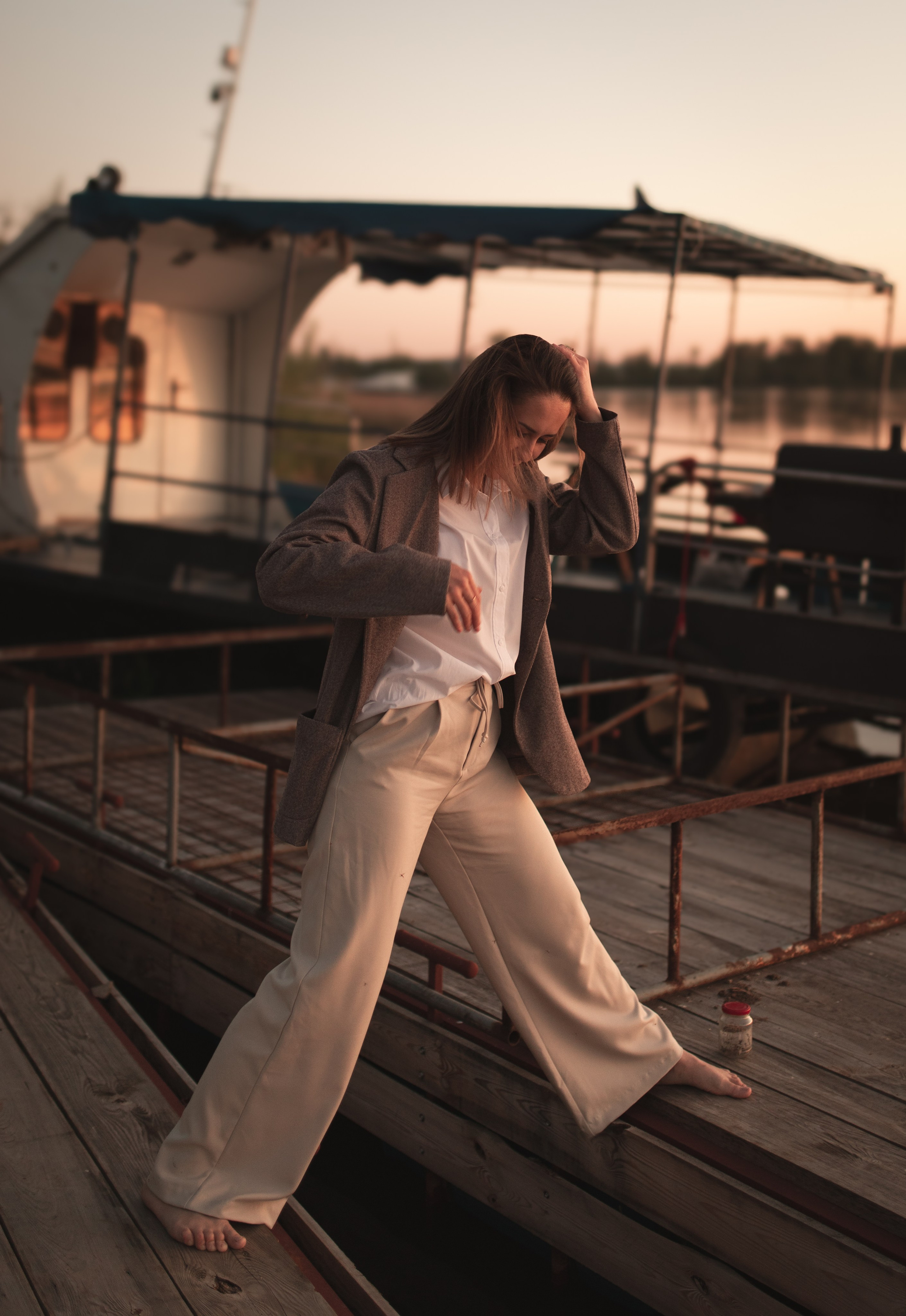 Тайны старого катера…. Фотограф Юлия Хакимова / Казань/ Чистополь