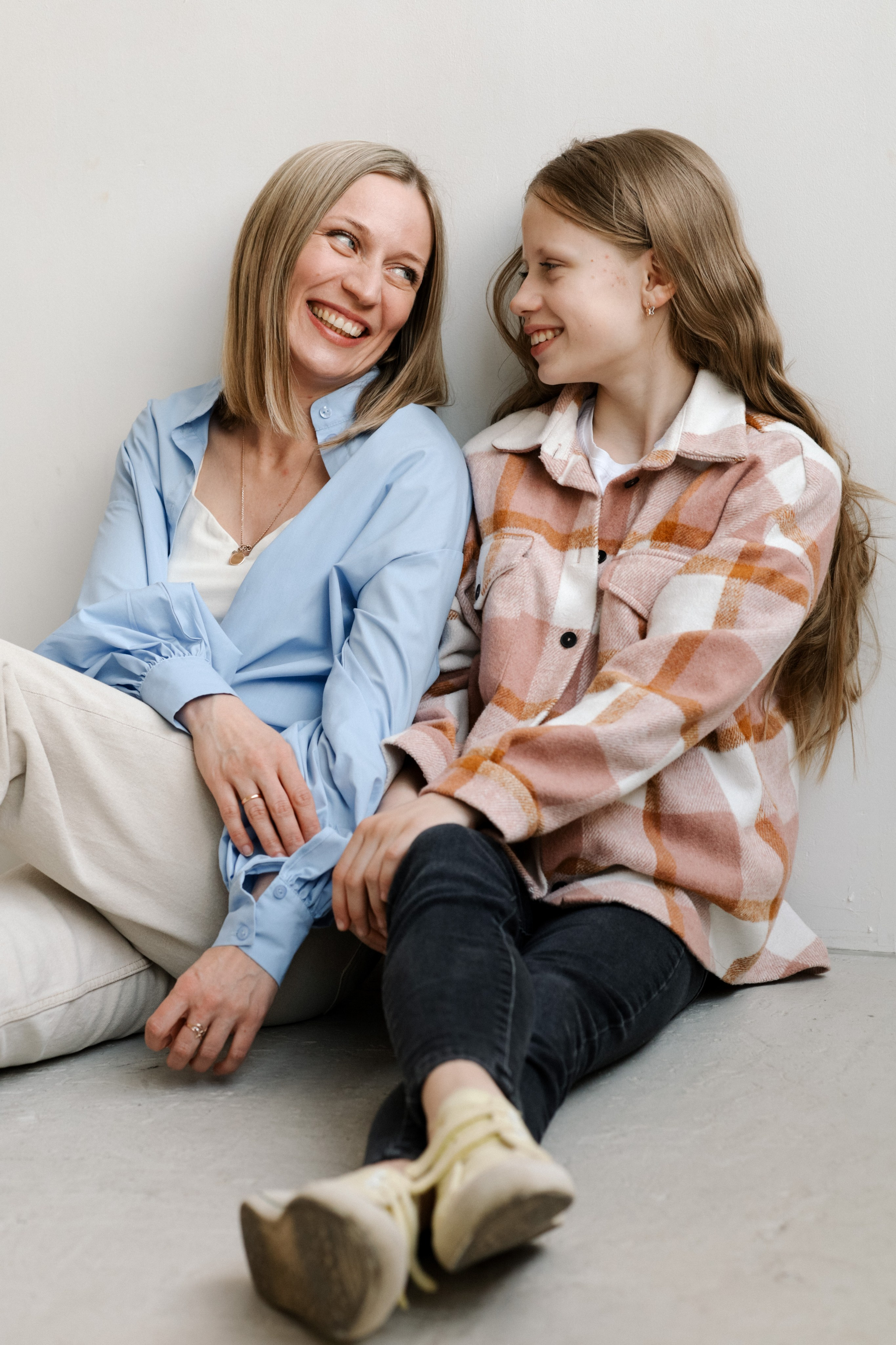 Света и Маша. Алёна Стерхова — Предметный и портретный фотограф. Ижевск