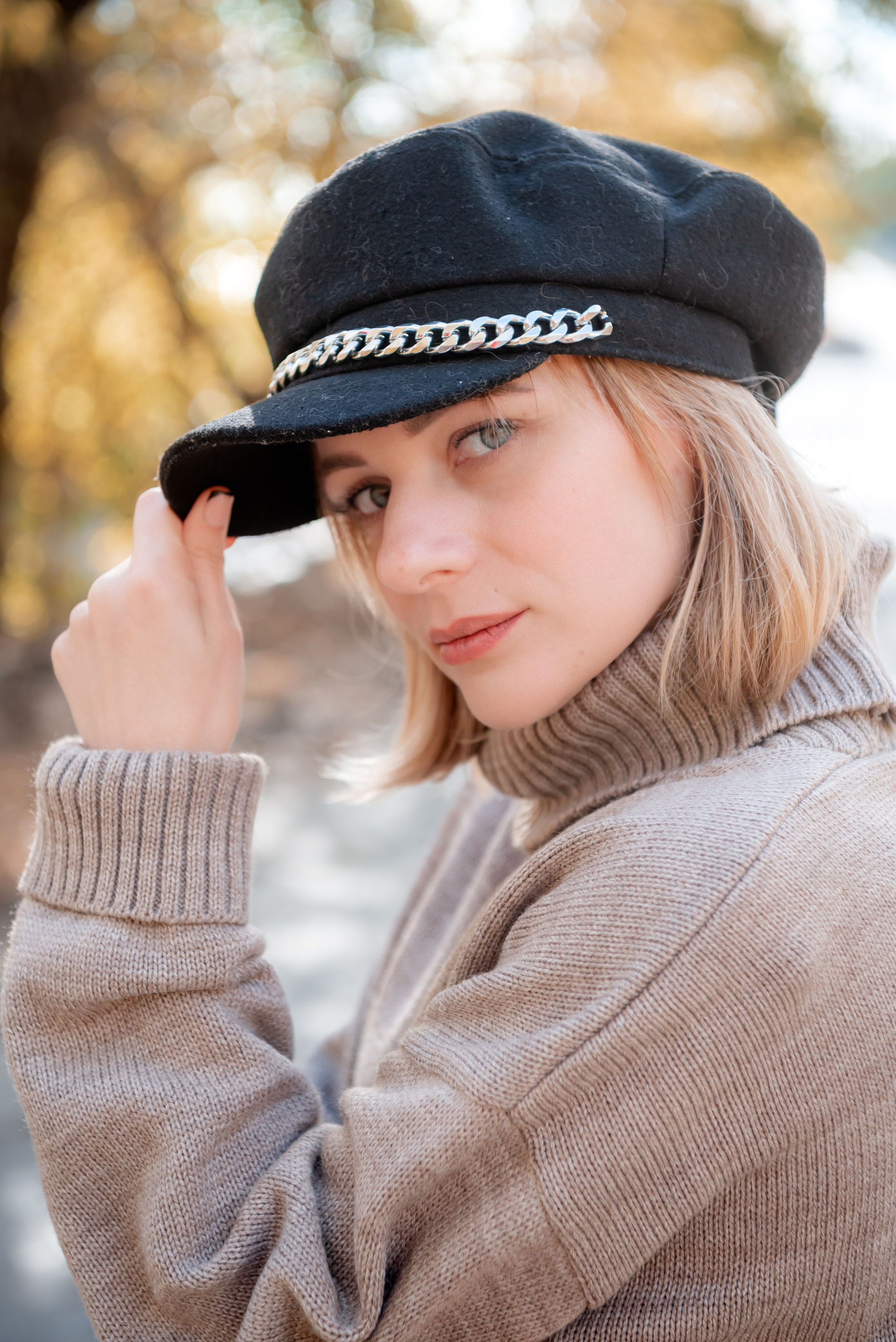 Фотосессия для яркой девушки Лилии на набережной Волгограда. Фотограф в Волгограде и Волжском Александр Горбань