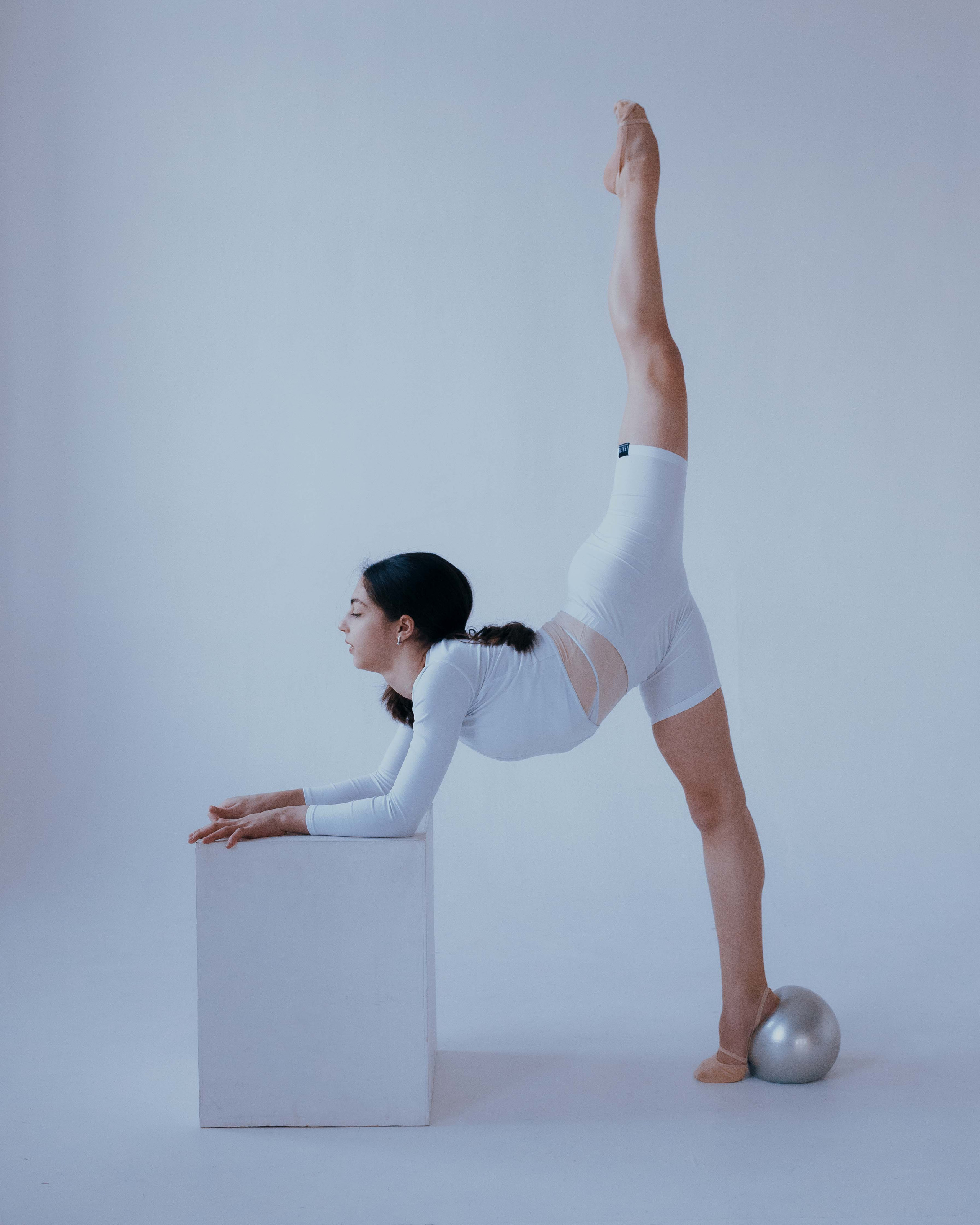 Эмилия и Мария. СП школа № 1. Спортивный фотограф Александр Васильев. RG и AGG