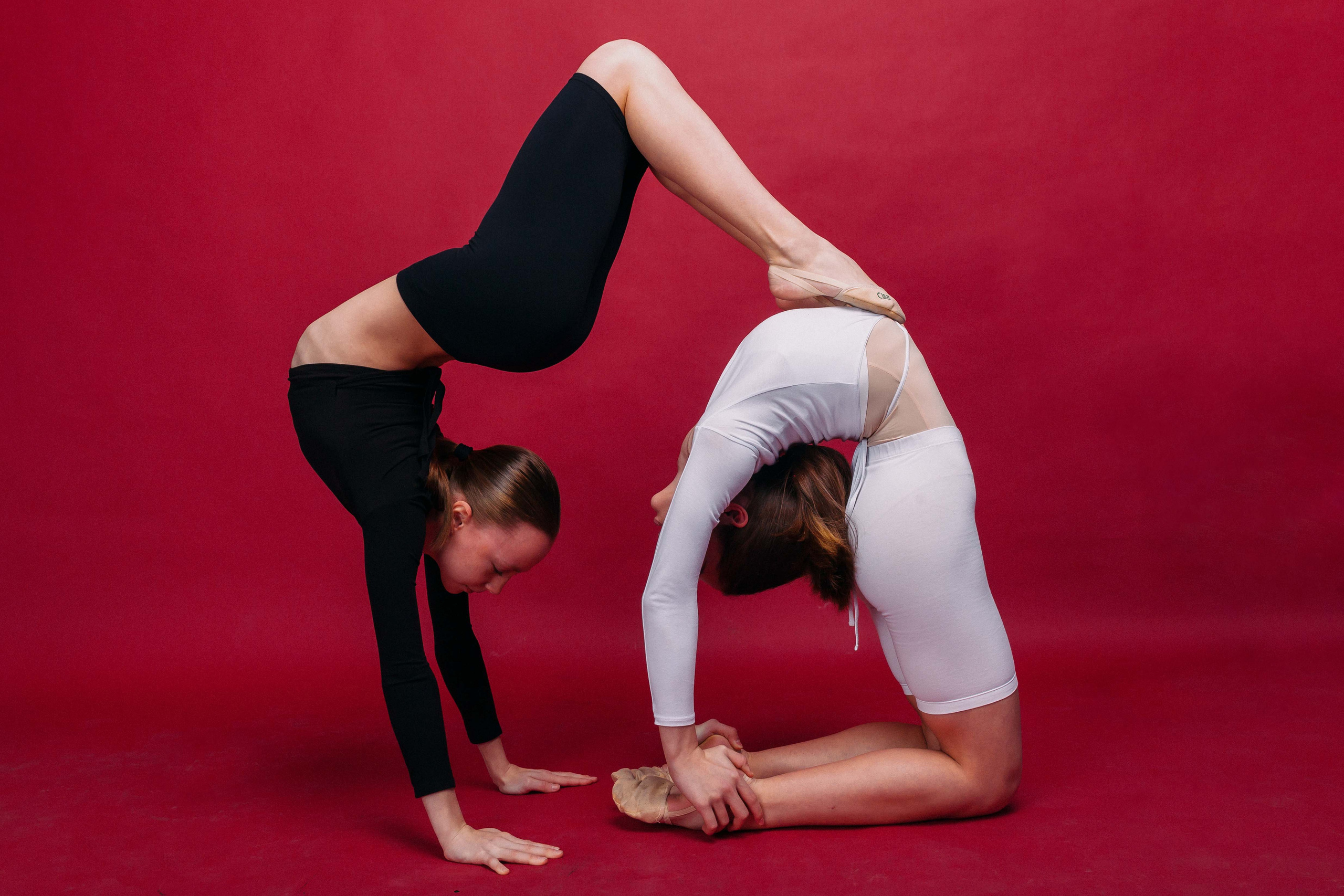 Эмилия и Мария. СП школа № 1. Спортивный фотограф Александр Васильев. RG и AGG