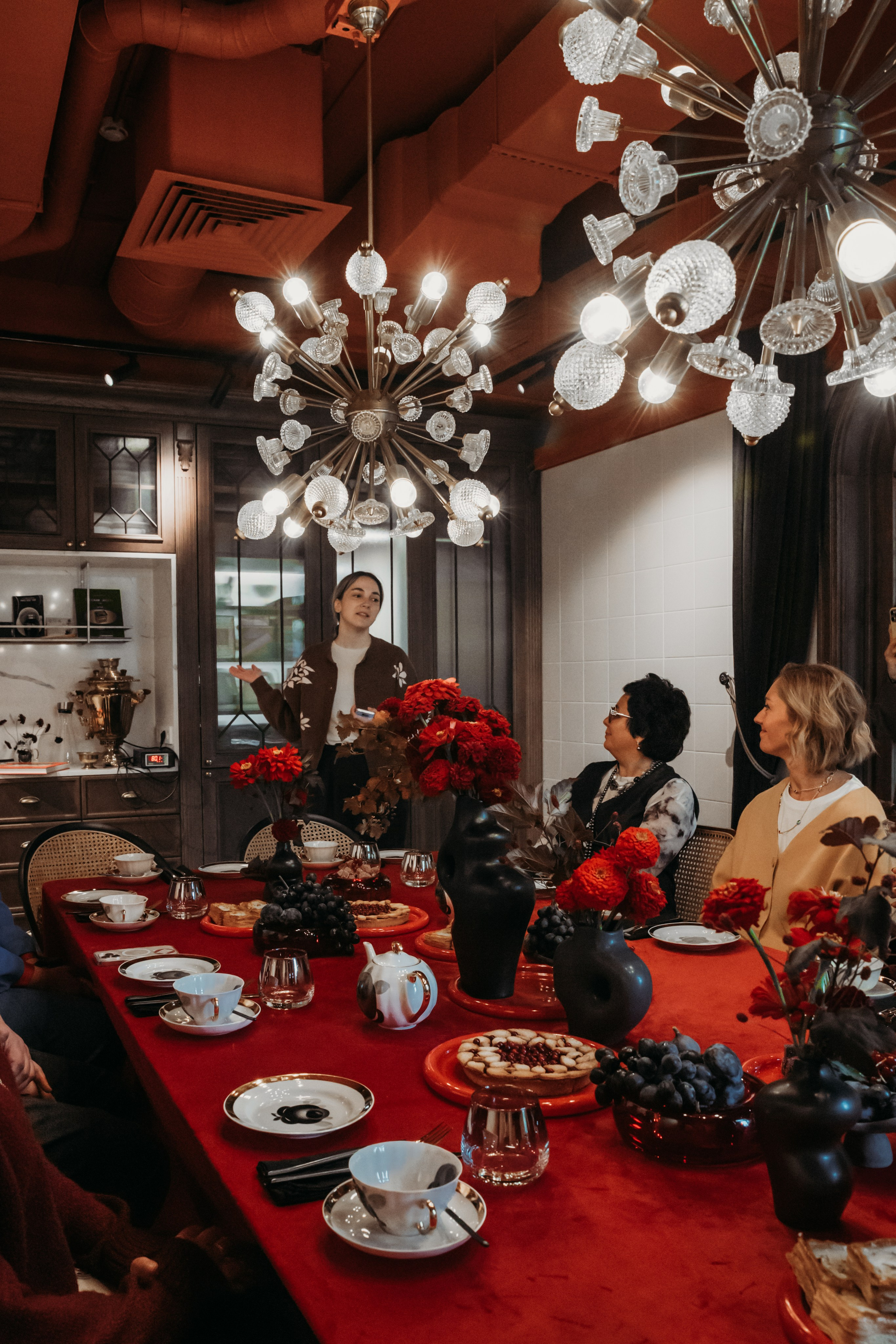 Родные люди «История парфюмерии». Леся Гаранина. Семейный фотограф/видеограф Москва и область