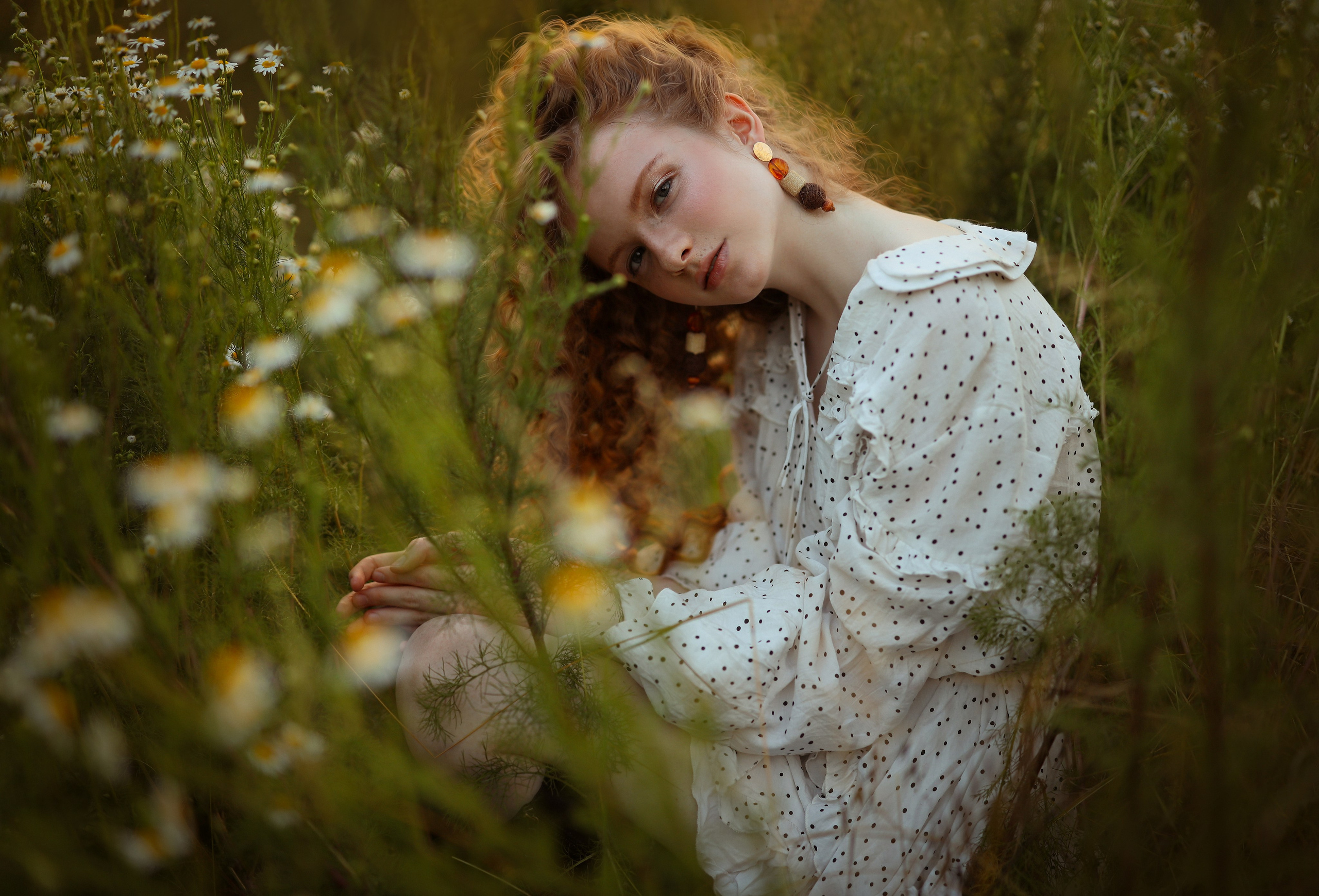 Камилла в поле ромашек. Свадебный и семейный фотограф в Абхазии Жанна Соснина