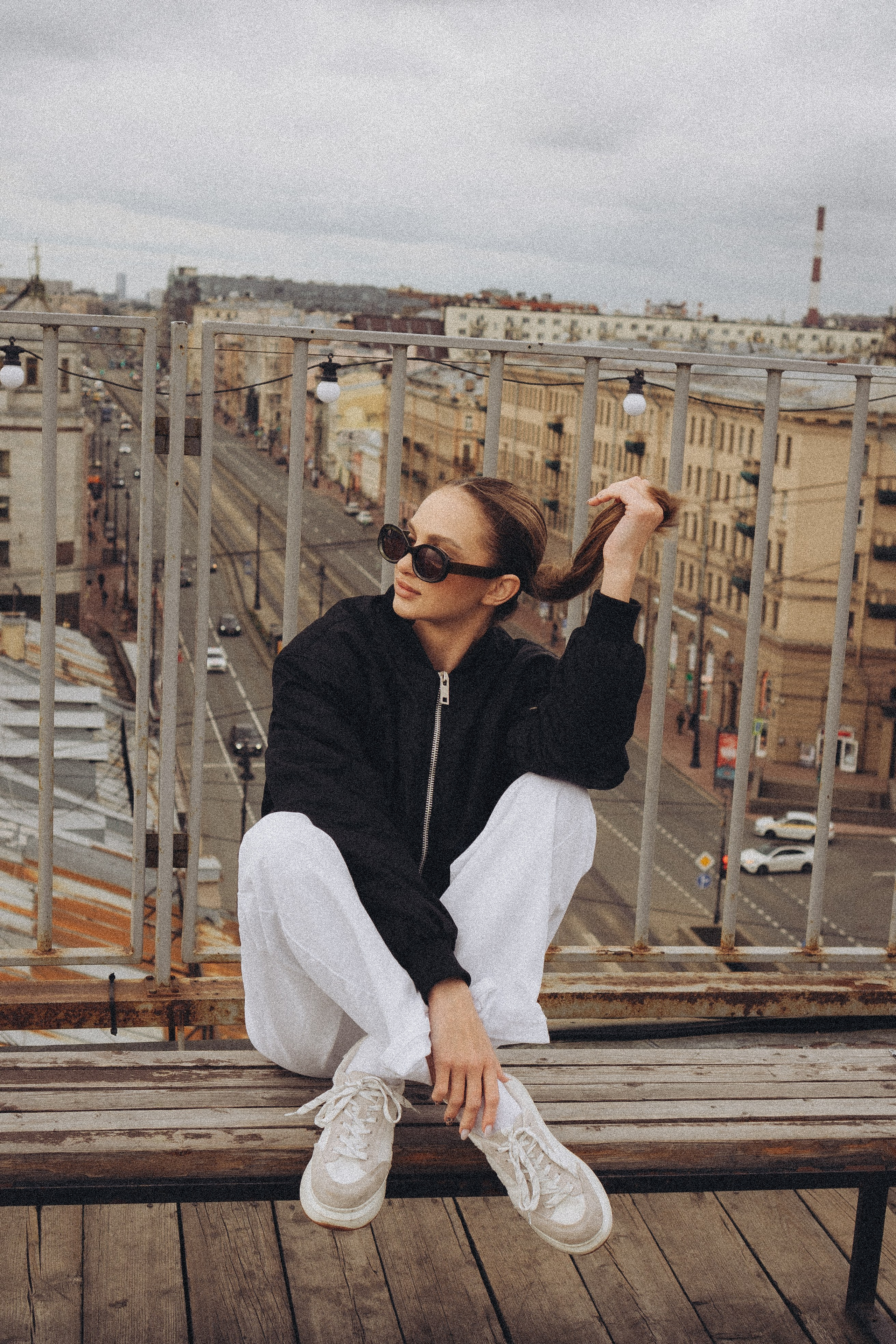 МЫ ГУЛЯЛИ ПРО КРЫШАМ ПИТЕРА. Профессиональный фотограф, Санкт-Петербург — Виктория Богомолова