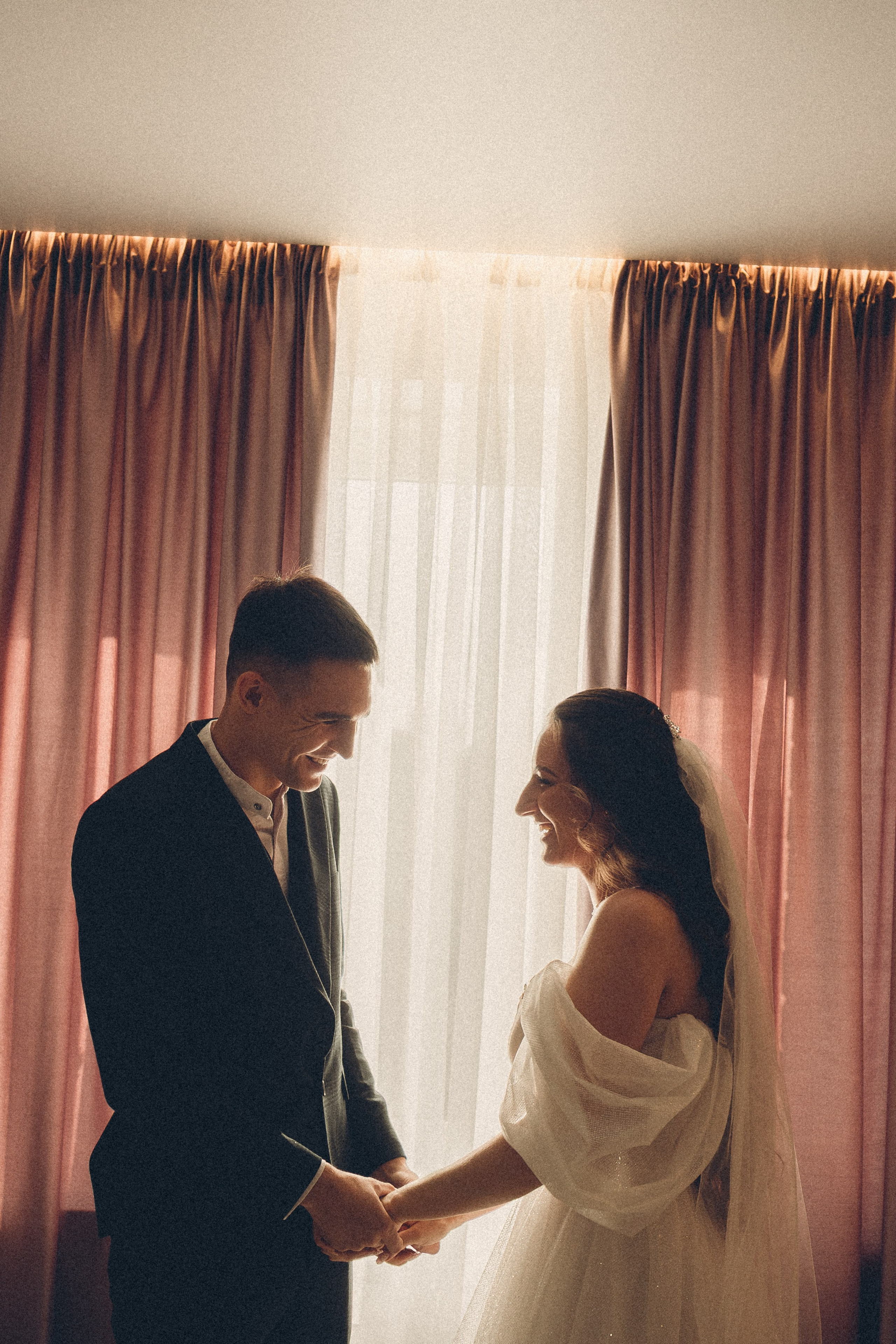 СВАДЕБНАЯ СЬЕМК В ПАРКЕ 300-ЛЕТИЯ. Профессиональный фотограф, Санкт-Петербург — Виктория Богомолова