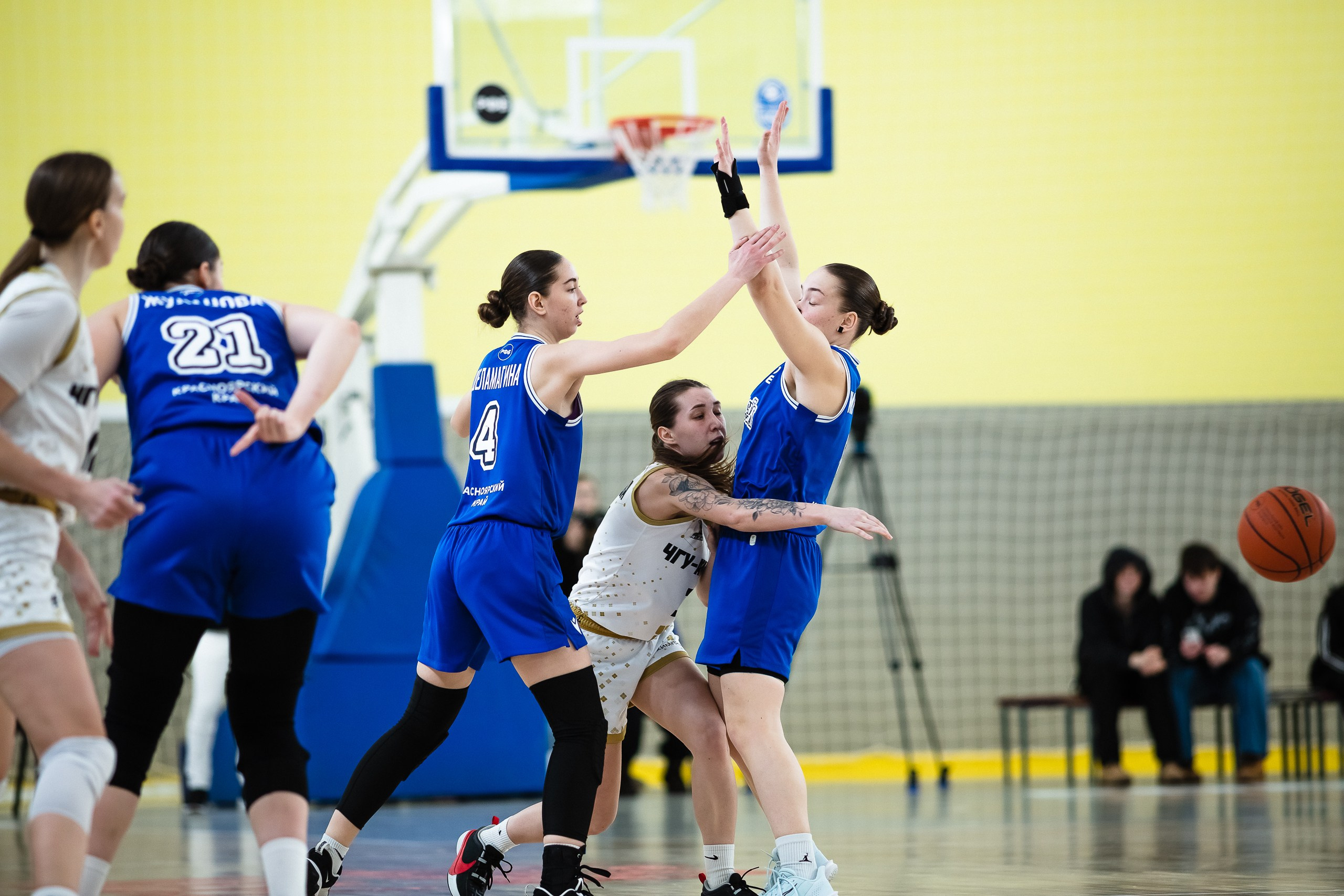 ЧГУ-Атланта — Енисей. Фотография