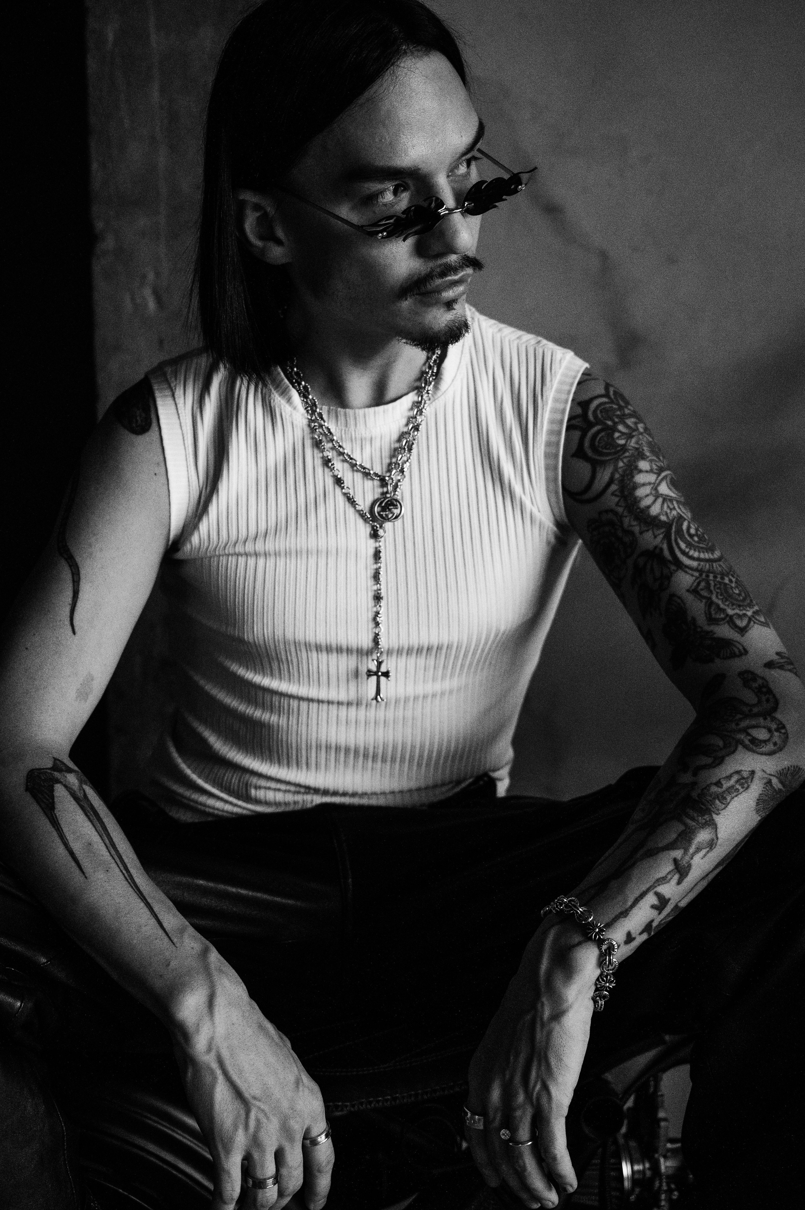 Мужской фотограф СПБ. Профессиональный фотограф беременности в СПБ. Стильные фотосессии беременности в стиле минимализм и классическая фотография