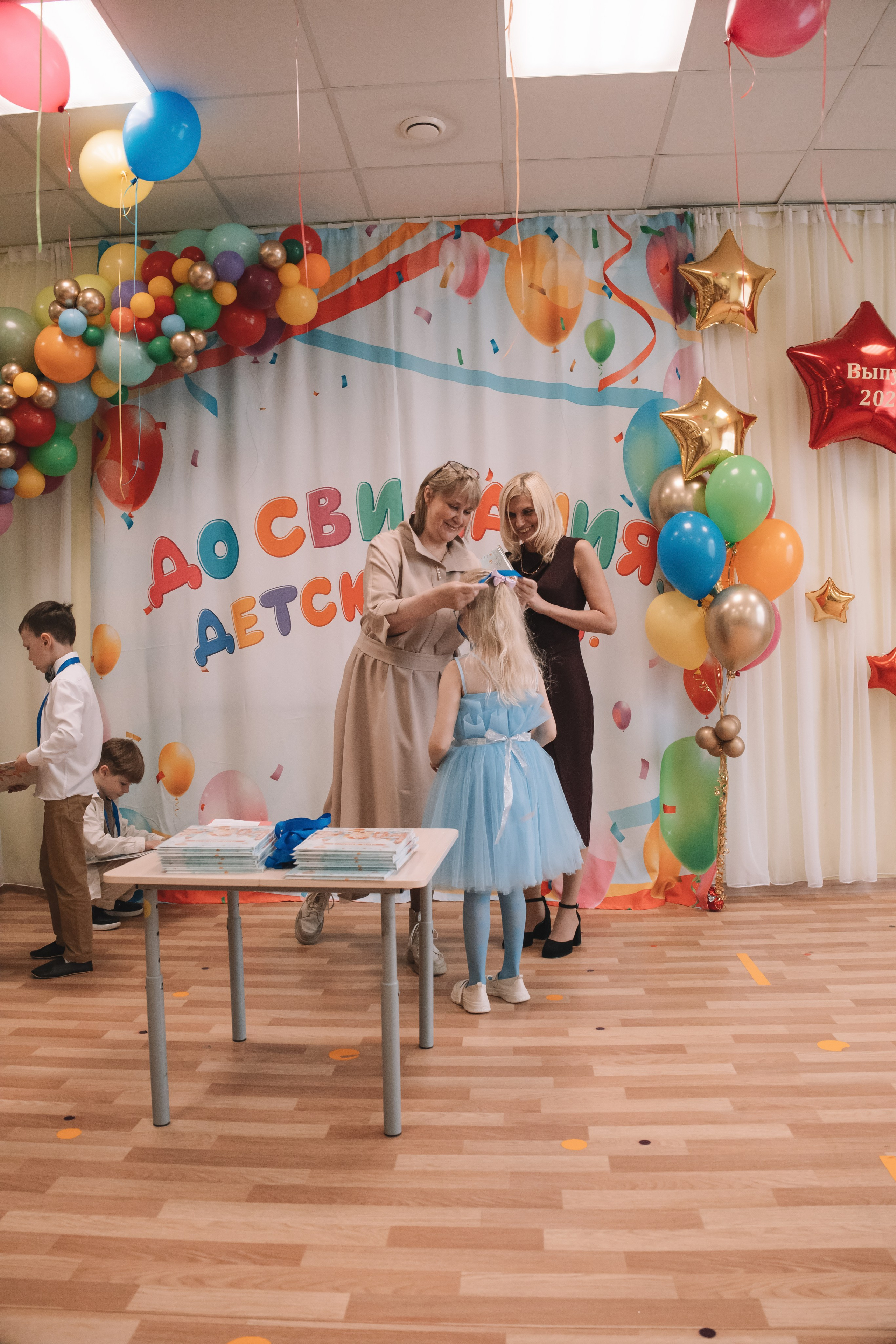 Выпускной в Детском Саду. Семейный фотограф в Санкт-Петербурге. Запечатление мгновений и ярких воспоминаний в Вашей жизни