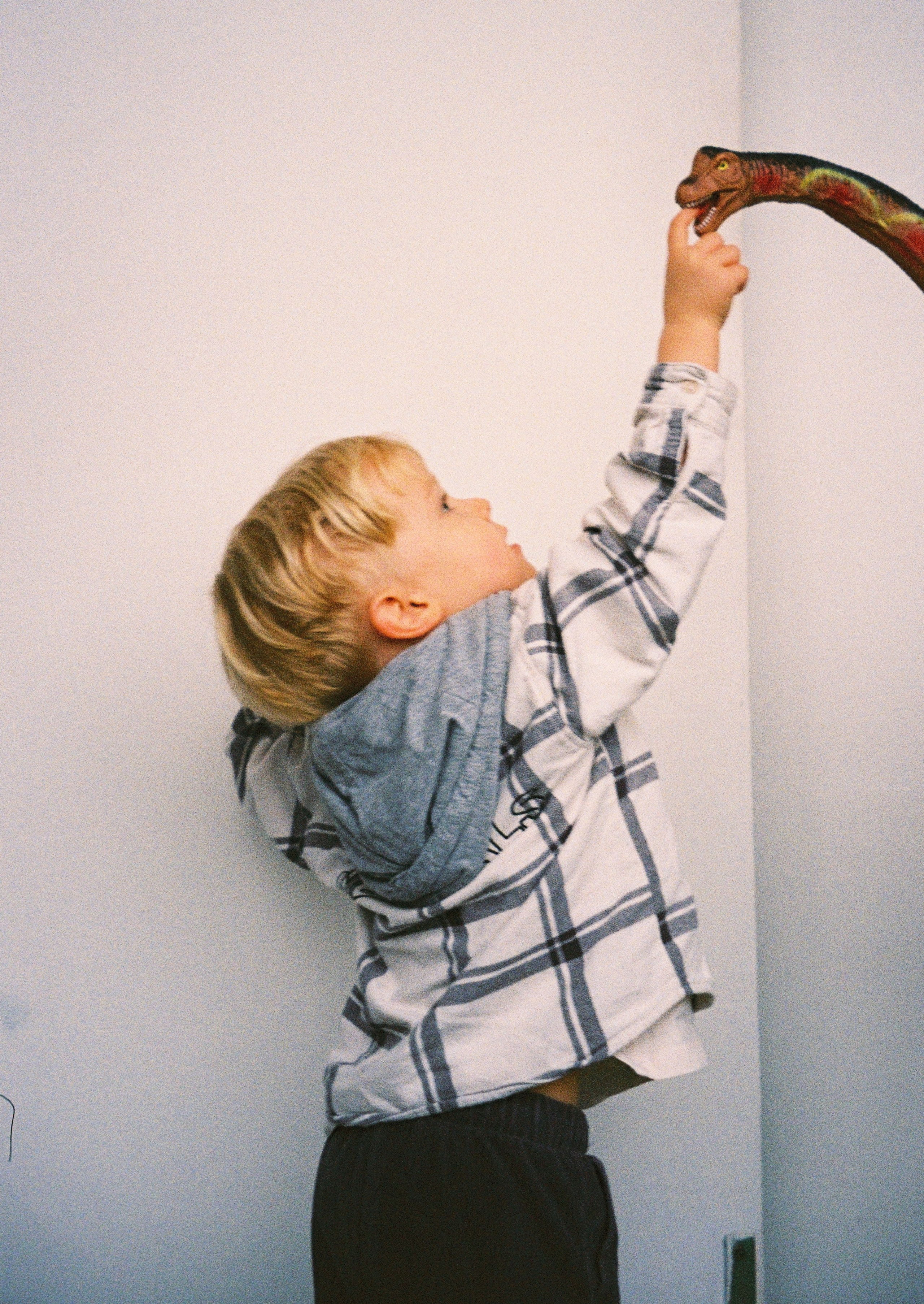 Рома и Юра | Семейная фотосессия | Санкт-Петербург. Пленочный фотограф в Санкт-Петербурге Ксения Давыдова