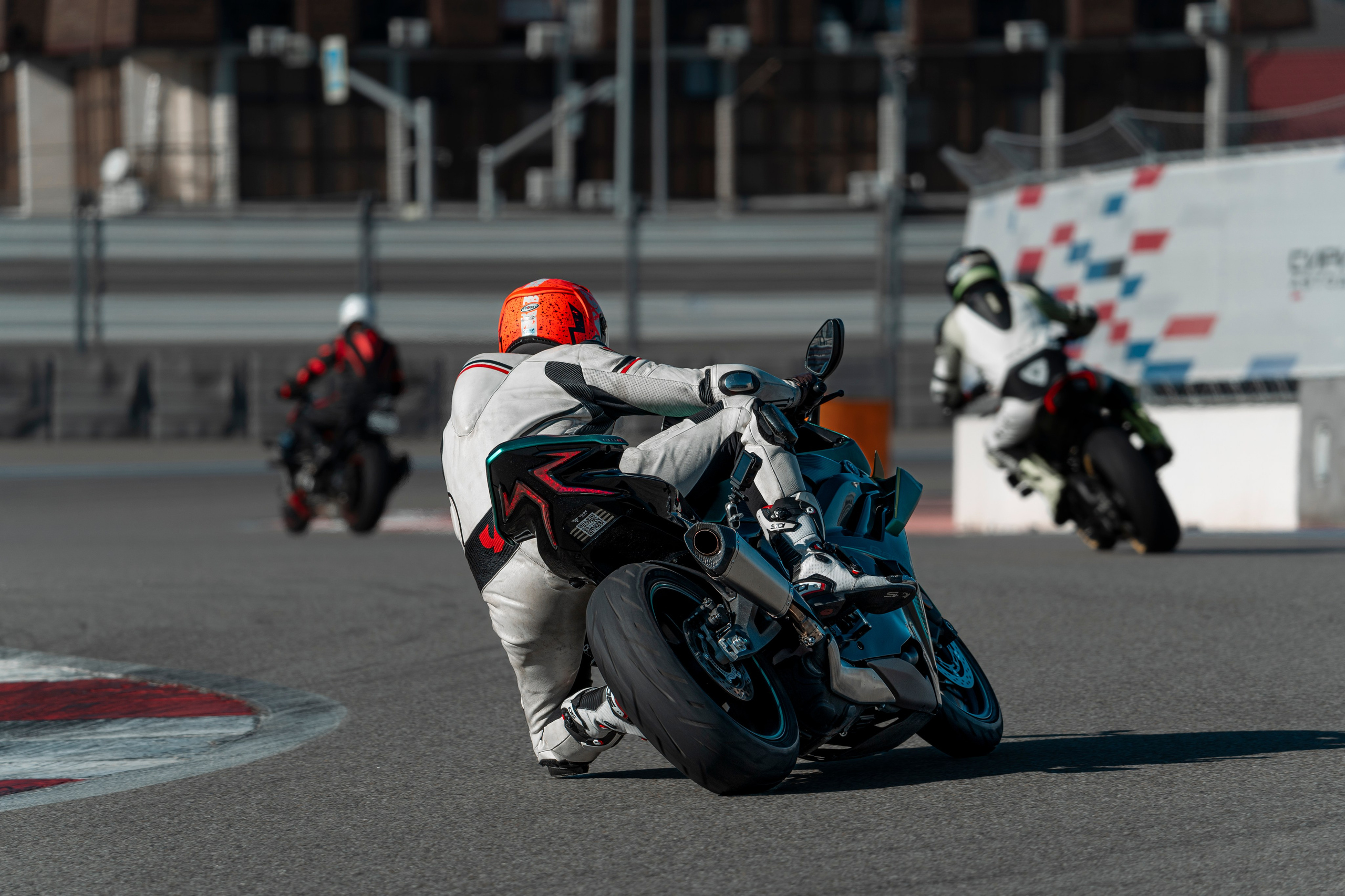 Профессиональная журнальная фотография. Ткачев Илья — Фотограф