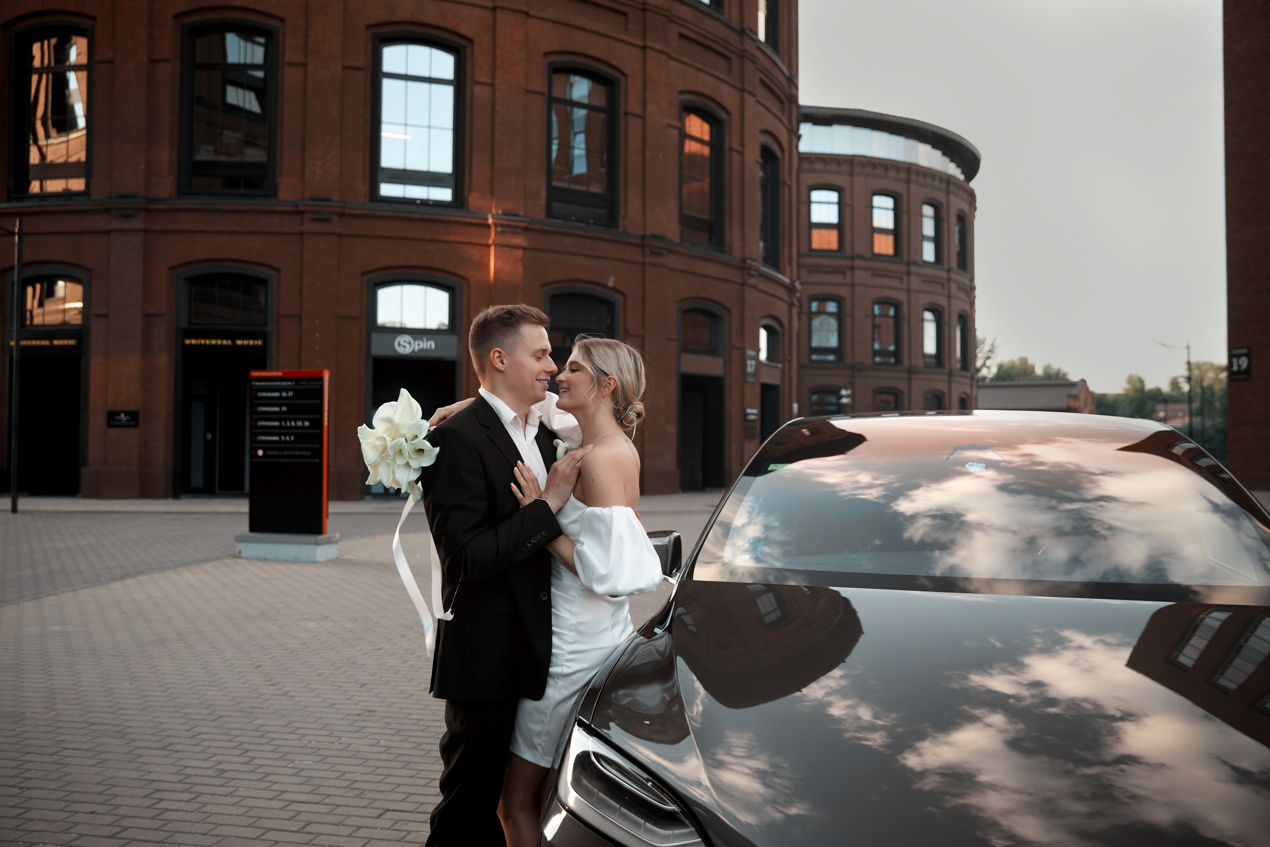 Свадебная фотосессия. Фотограф ваших самых ярких событий в Москве и СПБ. Збронская Юлия