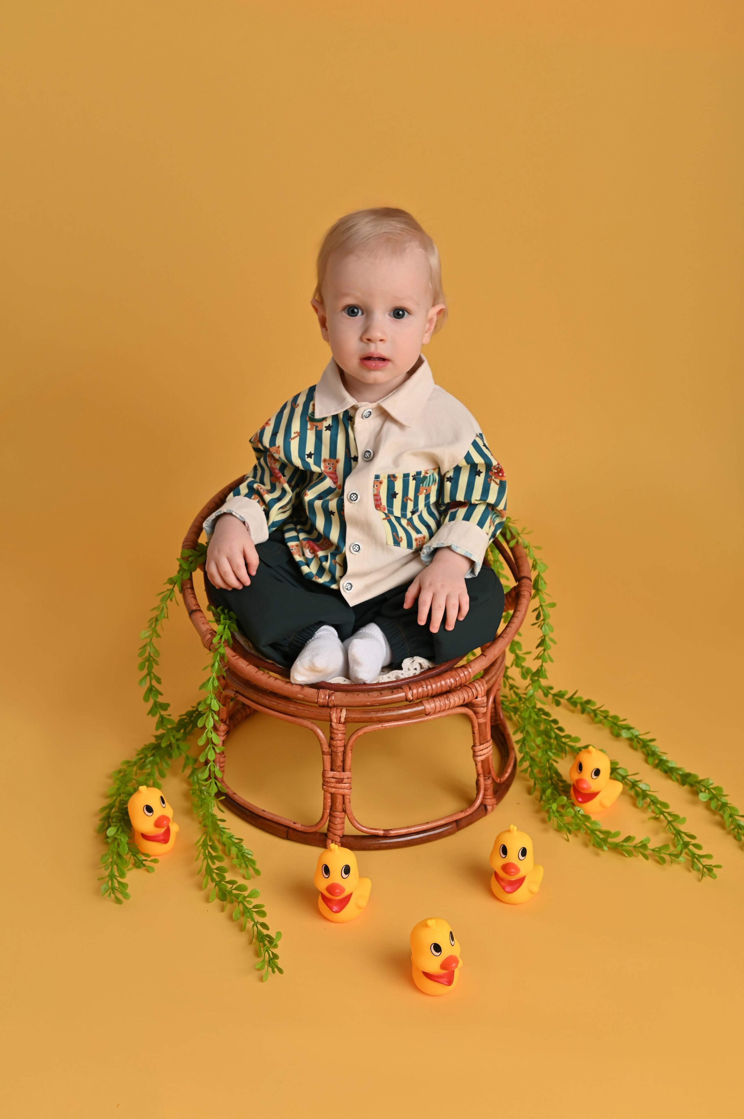 Годик Дениса. Фотограф Новорожденных и семейный Элла Огай г. Сатпаев