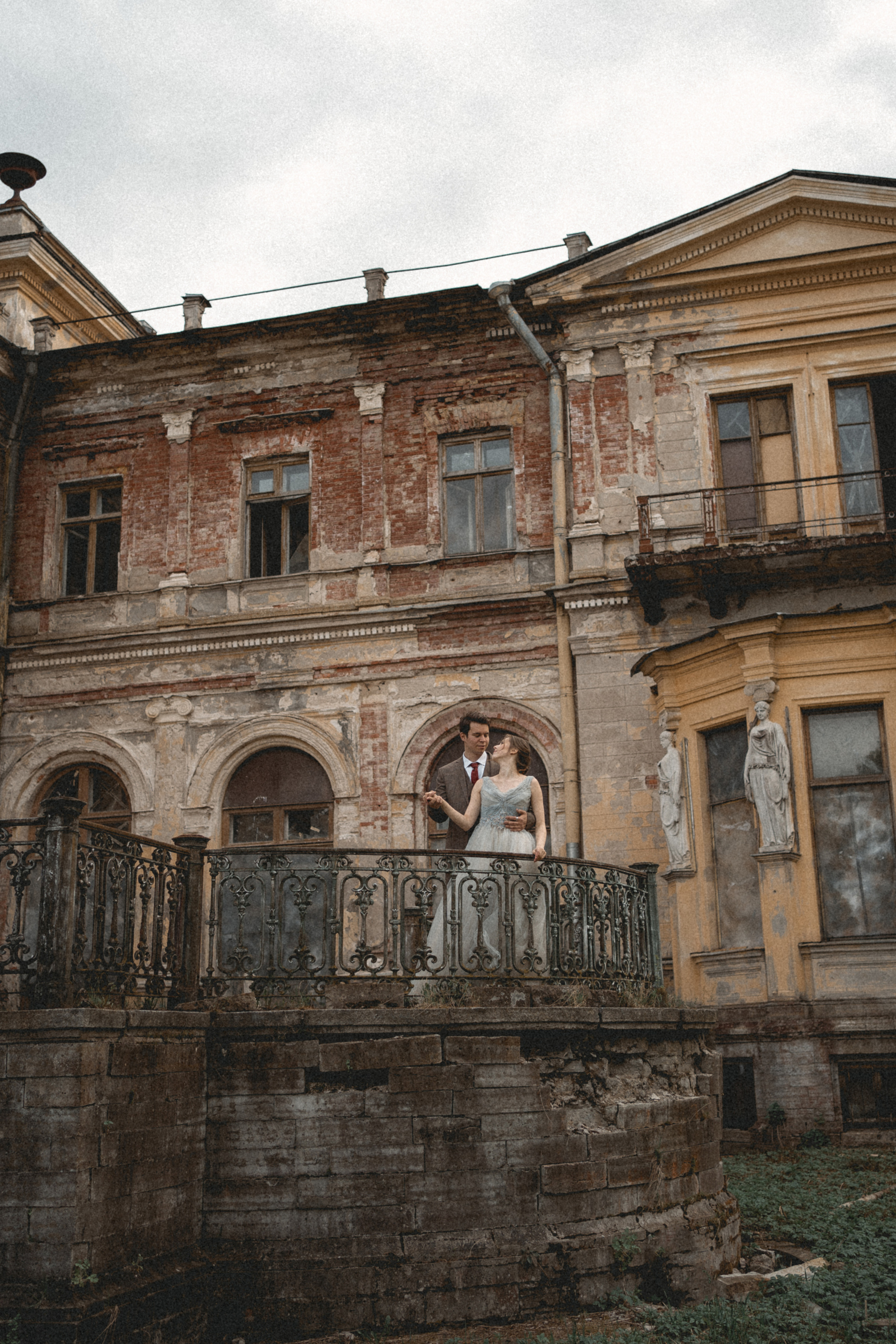 Вероника и Витя, Усадьба Михайловка. Фотограф в Петергофе