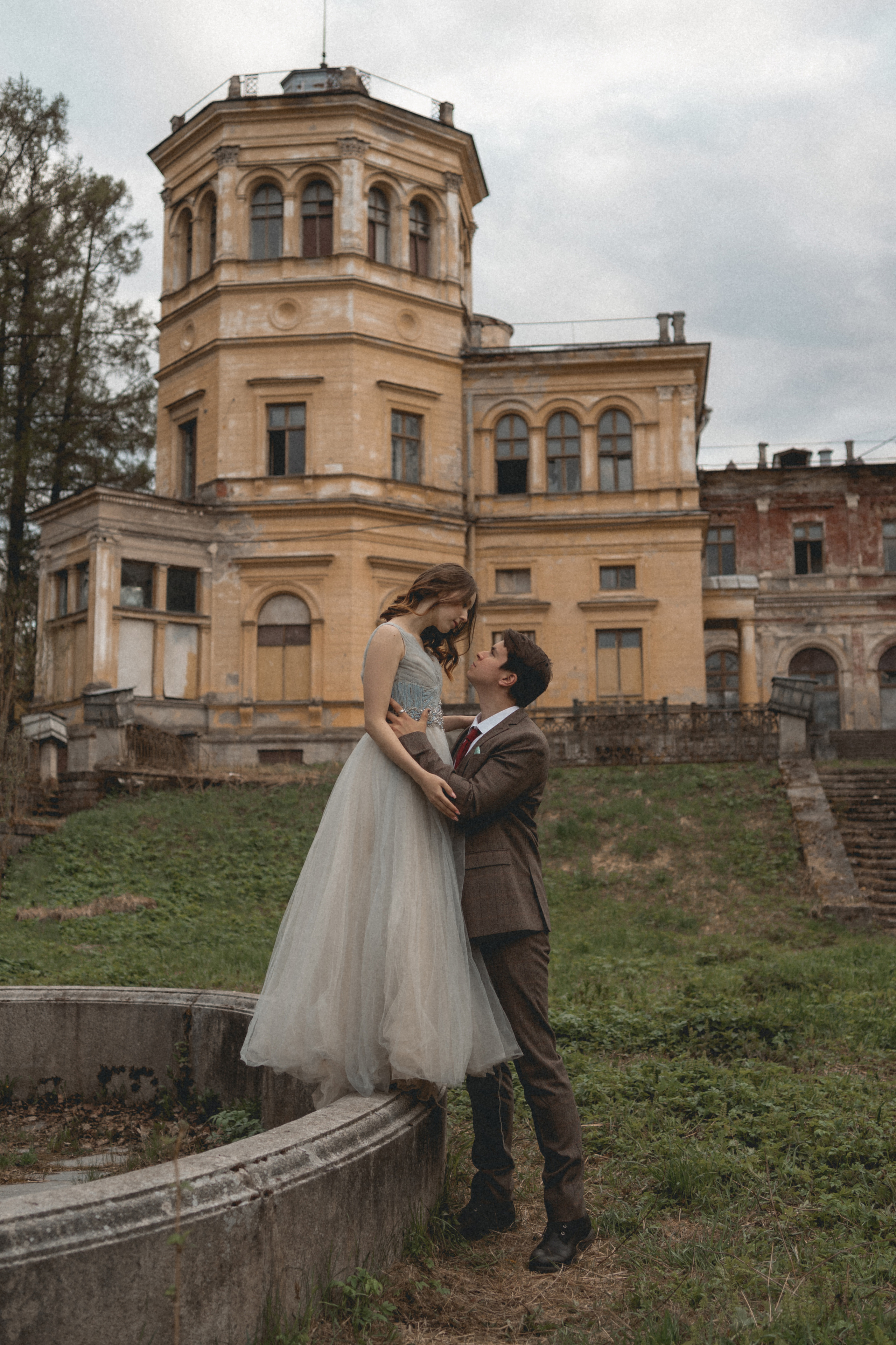 Вероника и Витя, Усадьба Михайловка. Фотограф в Петергофе