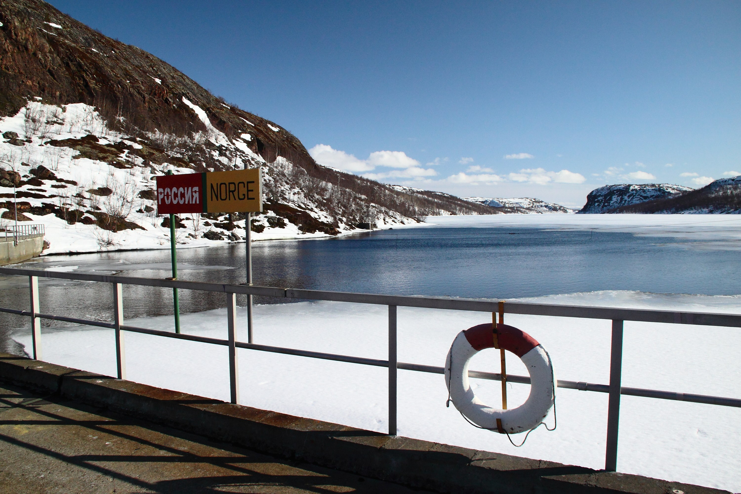 Печенга — край сосновой реки. Пейзажи Крайнего Севера. Баренцево море, Рыбачий, Средний, Немецкий