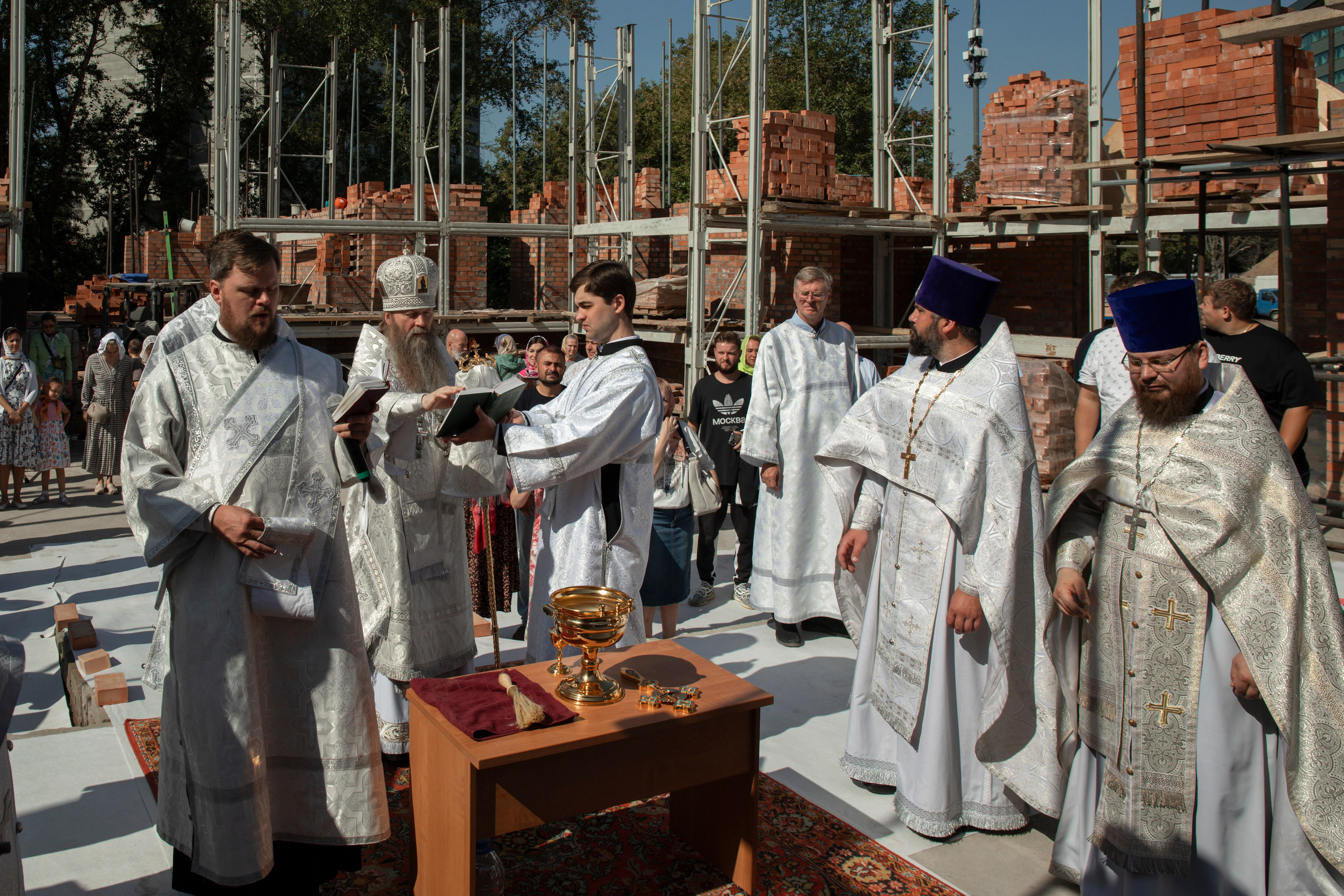 Епископ Силуан Павло-Посадский служба в храме св.Николая 25.08.2024. Арт- фотограф Москва