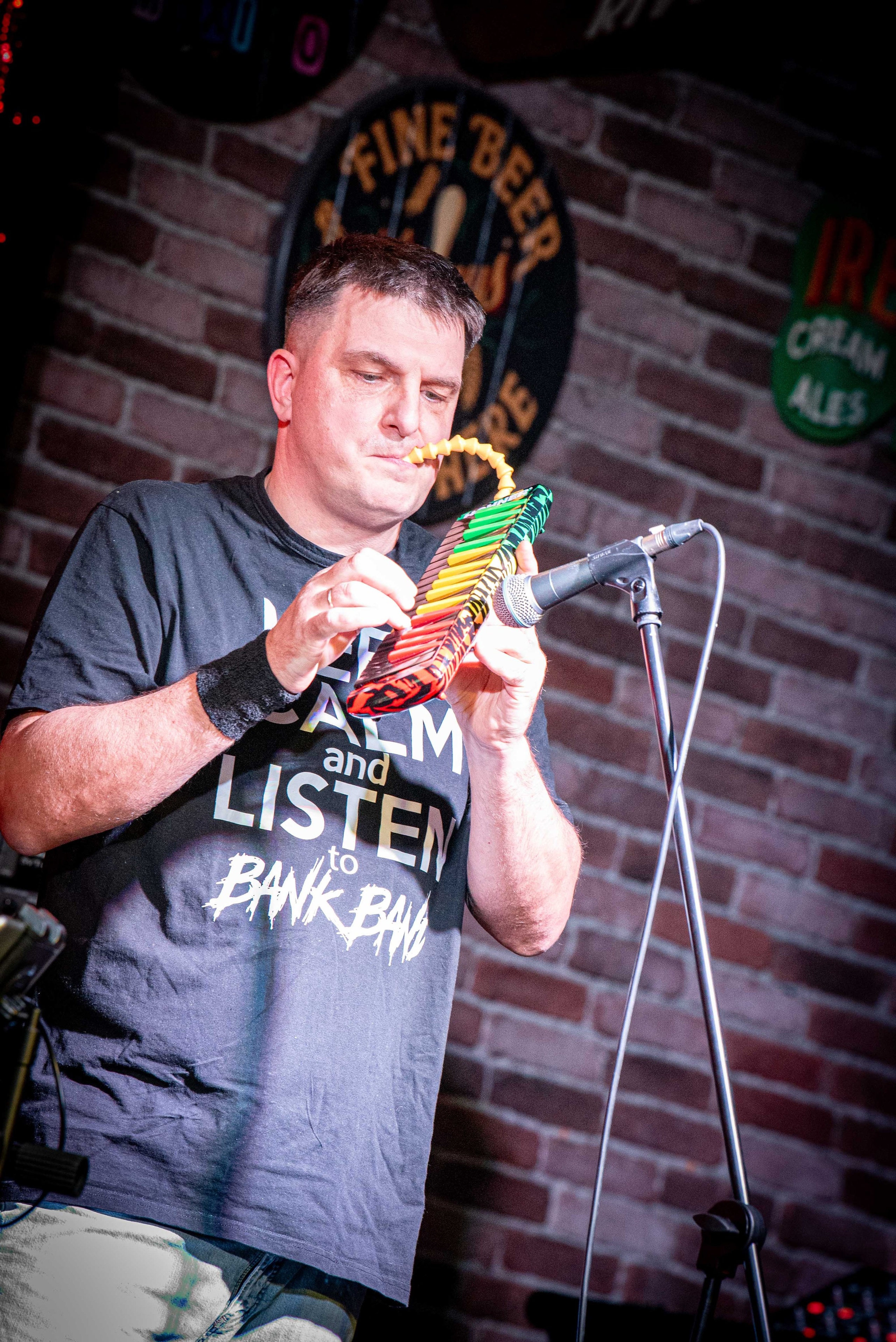 LifePub 16.12.2024. Московская кавер-группа BankBand