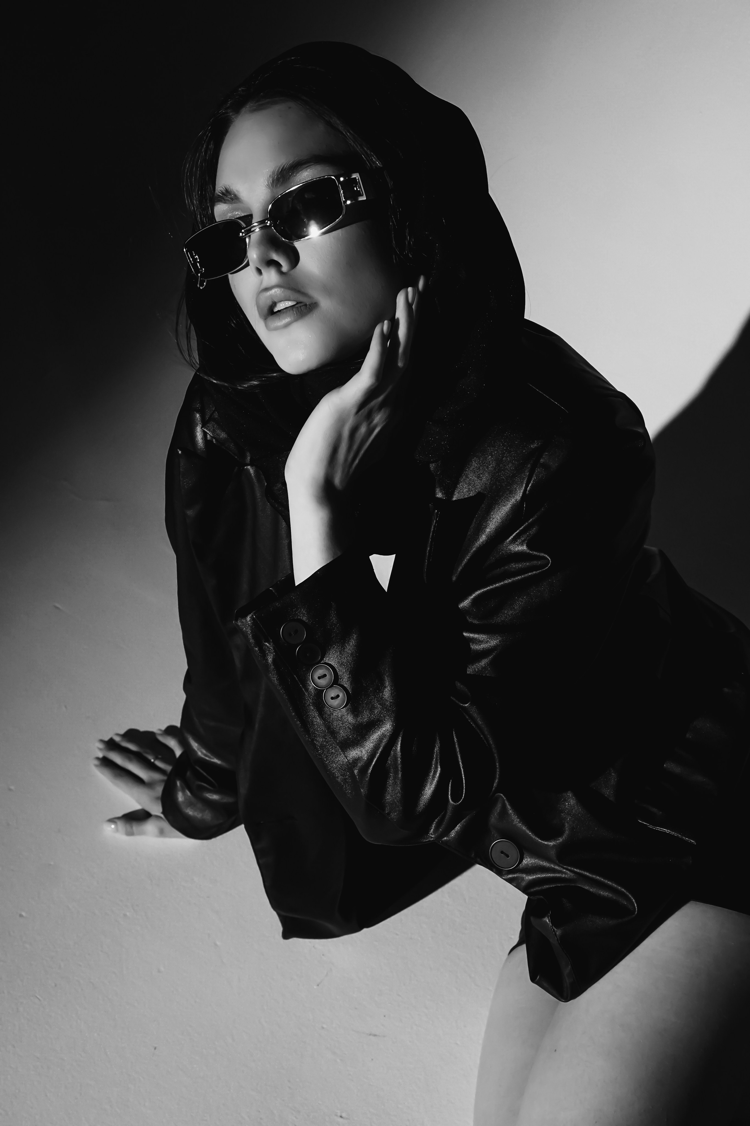 ЖЕНСКИЙ ПОРТРЕТ. Главная