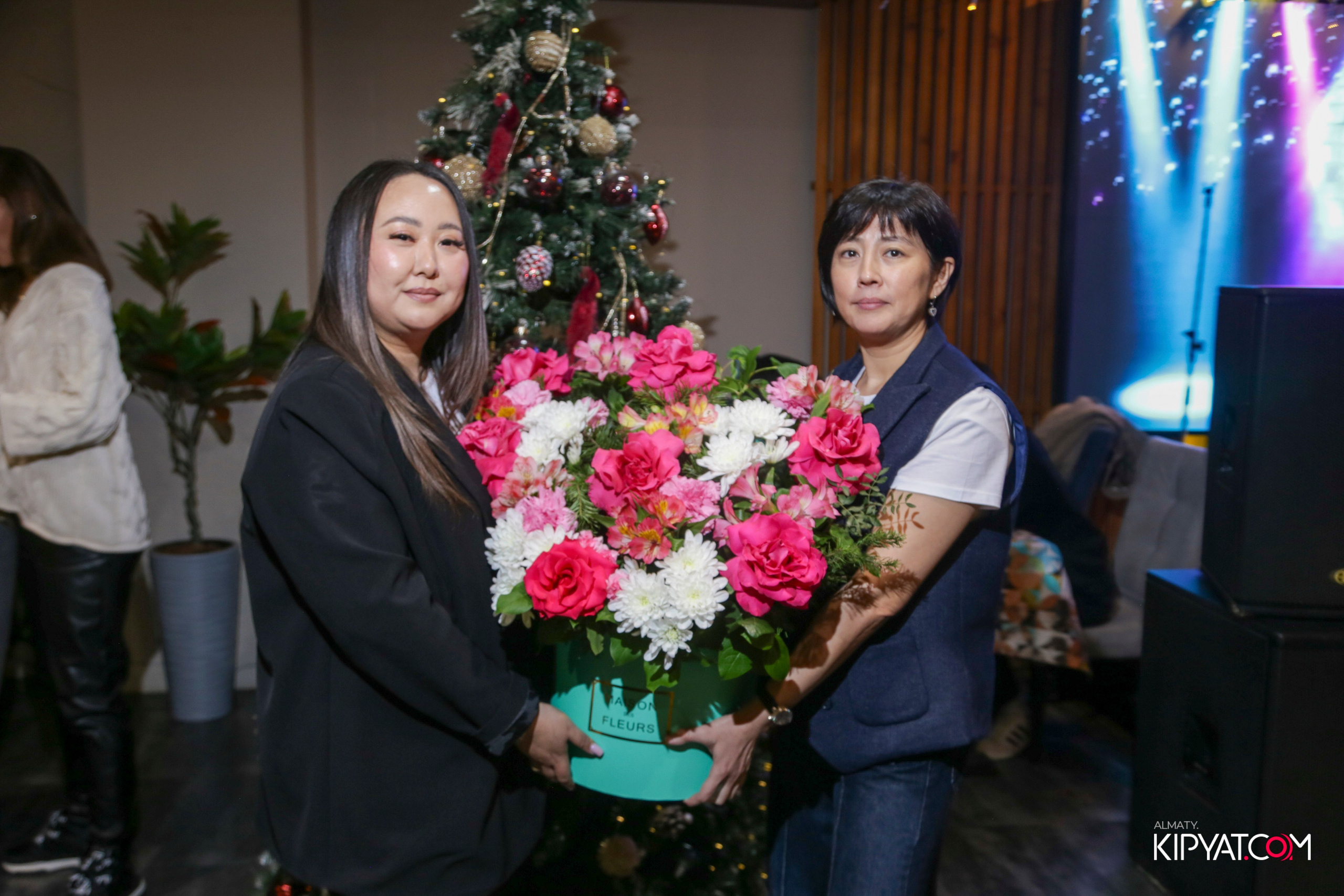 LIFE GRILL CAFE. КИПЯТКОМ АЛМАТЫ! Фотосъемка мероприятий в Алматы