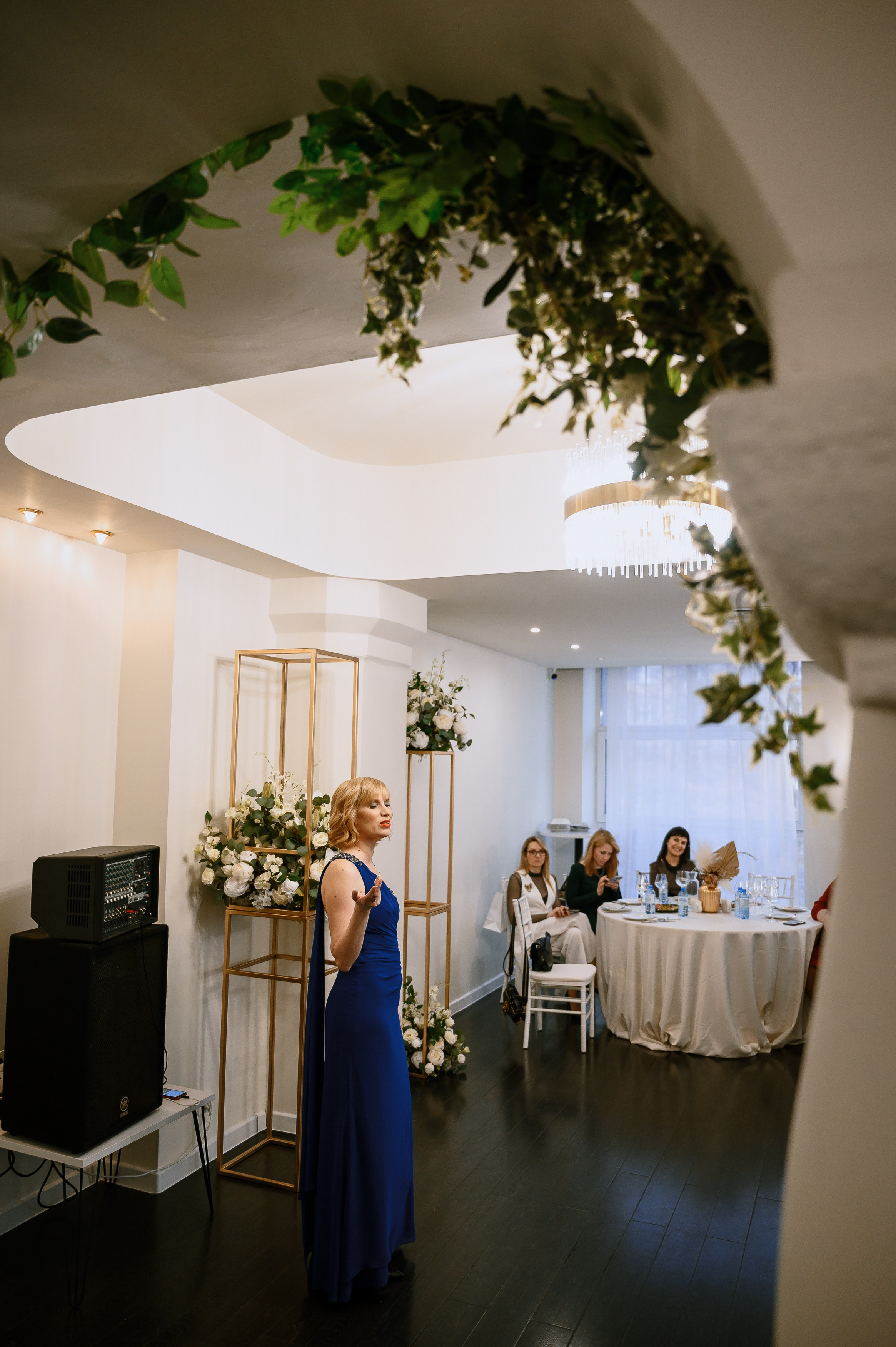 Поэтический вечер Ольги Любимовой. Свадебный и просто хороший фотограф в Челябинске