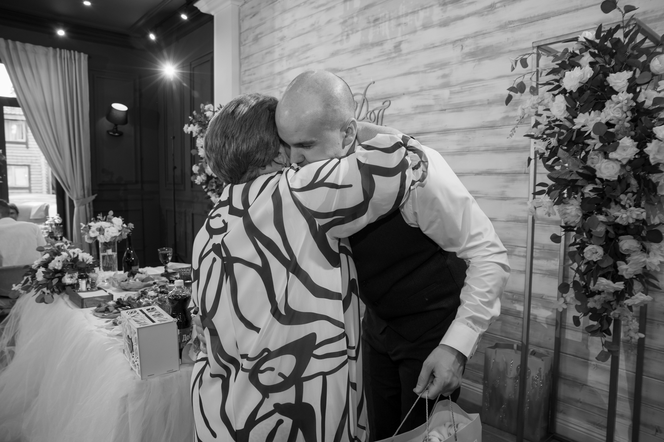 Полина и Дмитрий, загородный клуб «Барин», ЗАГС в г. Пушкино. Свадебный и репортажный фотограф (Москва, Королев и другие)