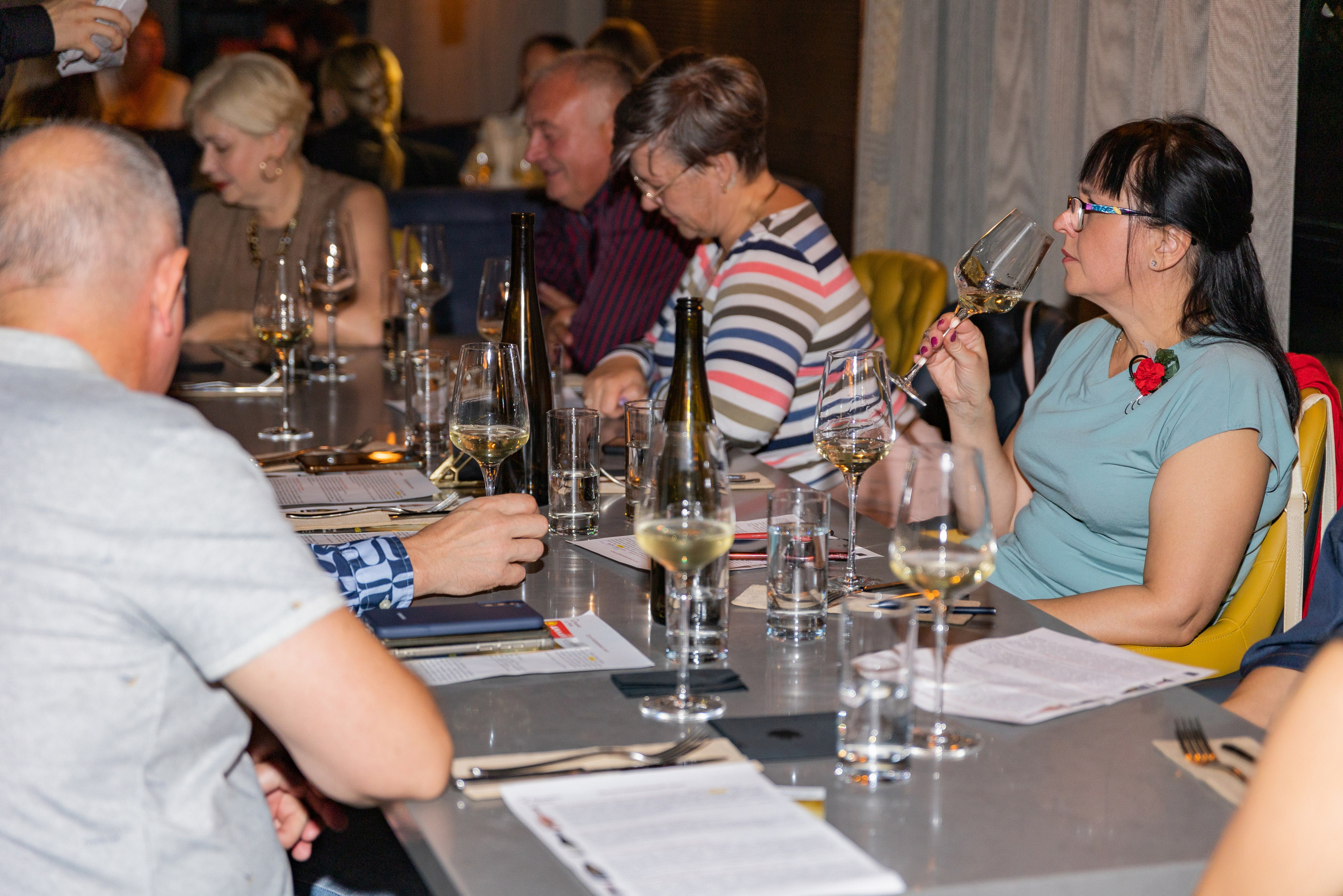 Дигустация вина от магазина Дилан в ресторане Кантина. Выпускные альбомы во Владивостоке