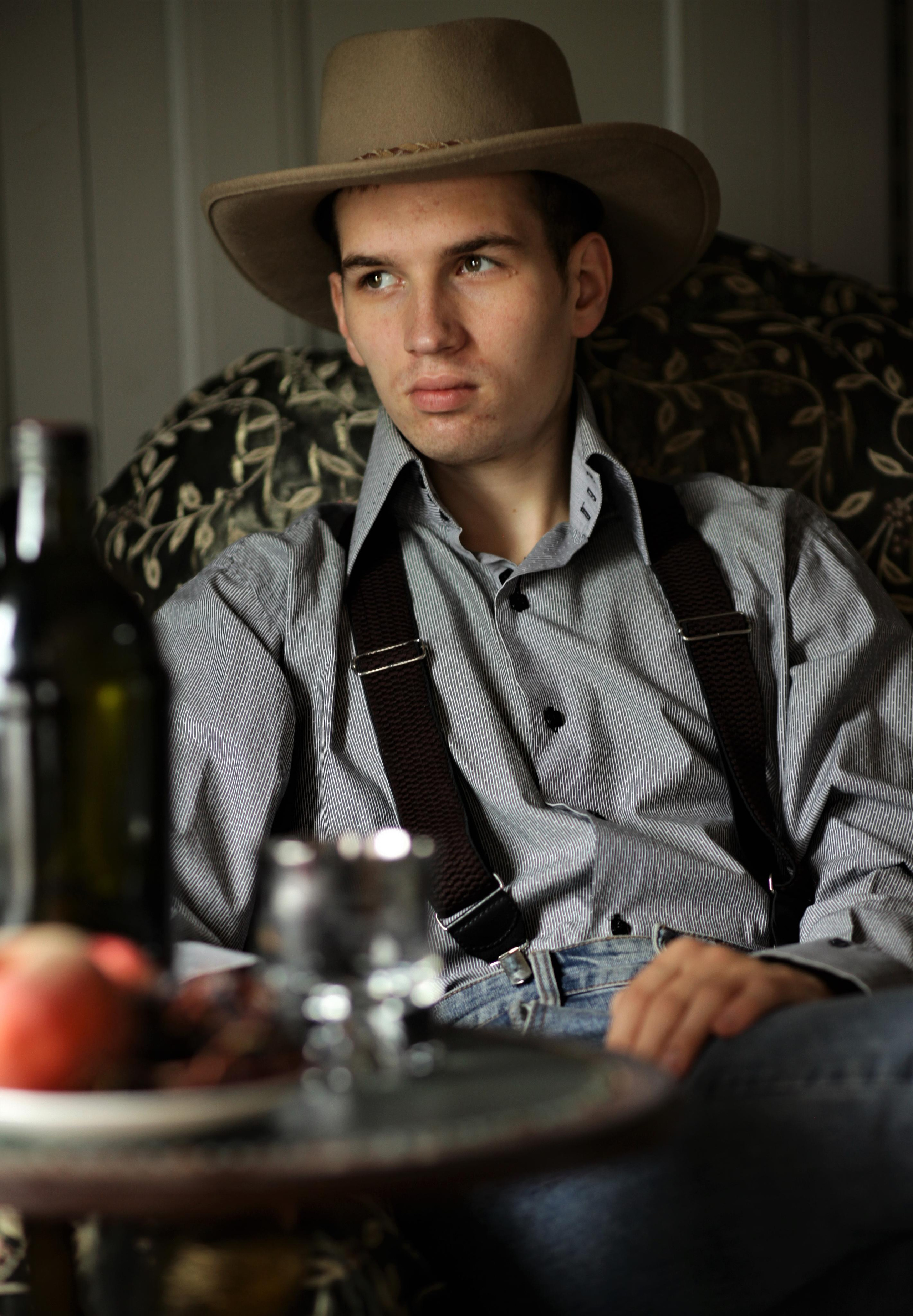 Толик. Портретная фотосъемка. Репортажный, семейный, свадебный, портретный фотограф