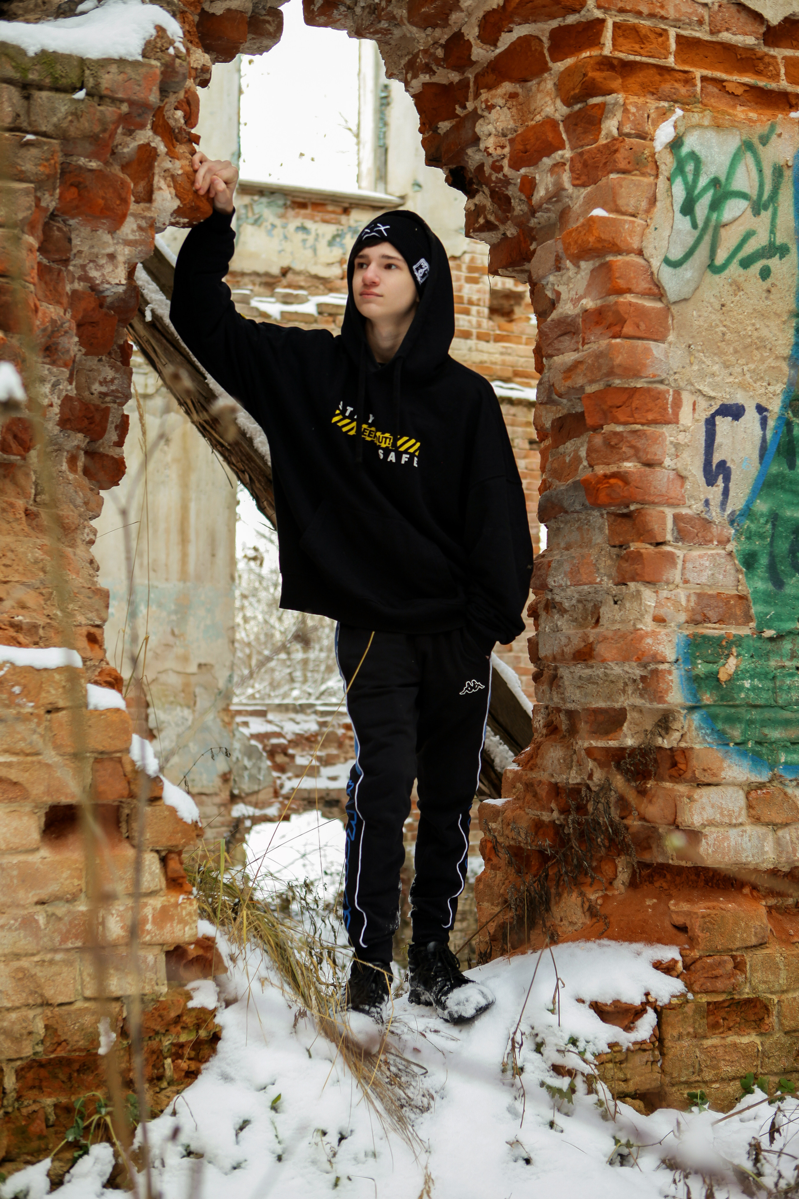 Фотосессия на развалинах усадьбы Молоди. Репортажный, семейный, свадебный, портретный фотограф