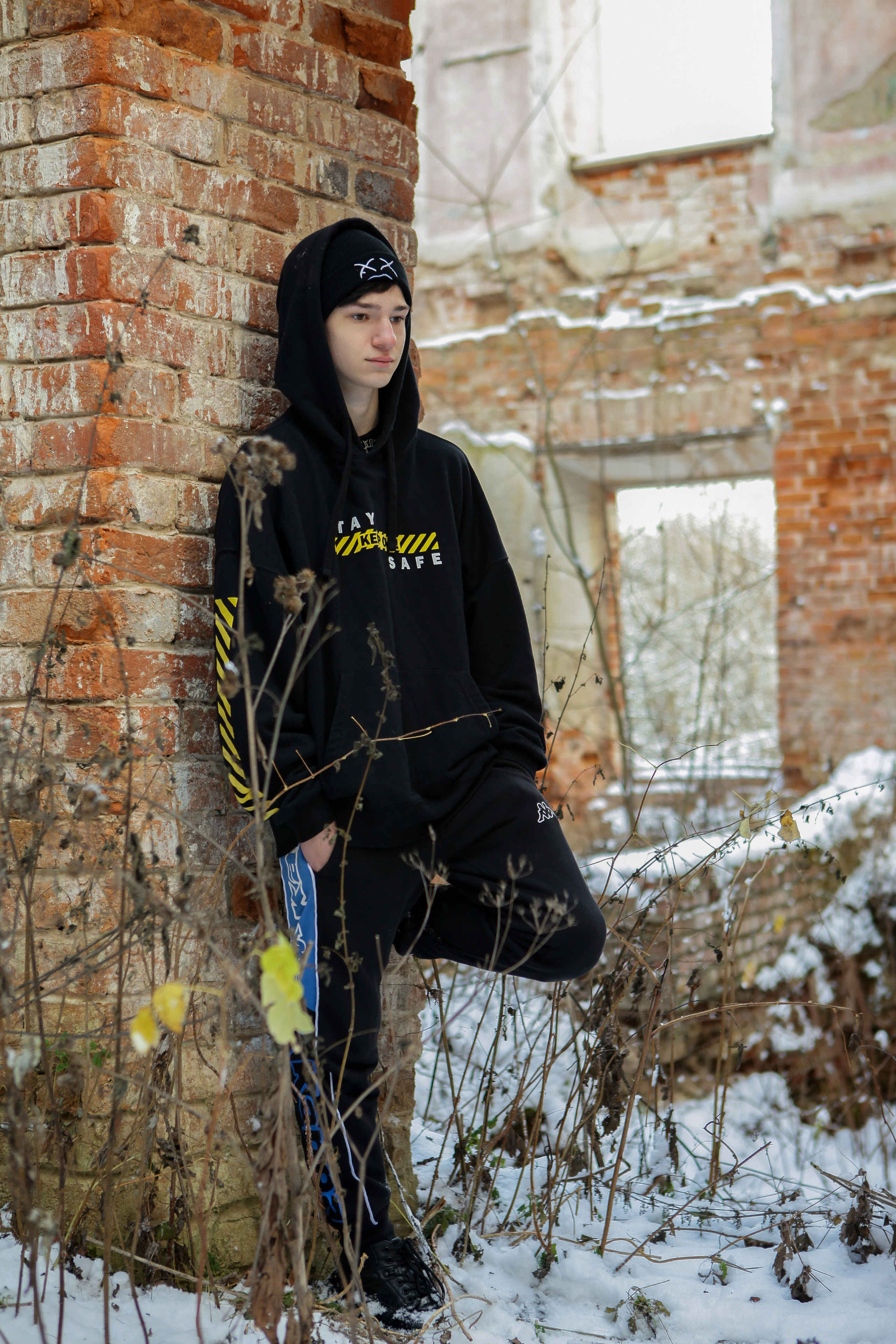 Фотосессия на развалинах усадьбы Молоди. Репортажный, семейный, свадебный, портретный фотограф