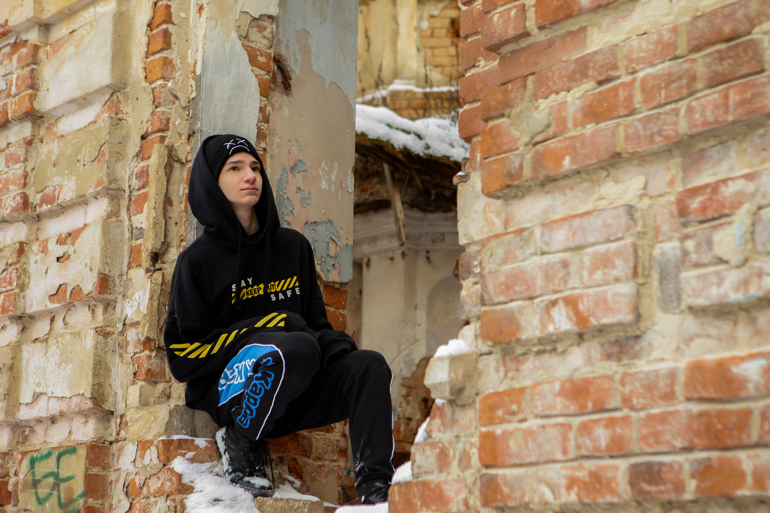 Фотосессия на развалинах усадьбы Молоди. Репортажный, семейный, свадебный, портретный фотограф