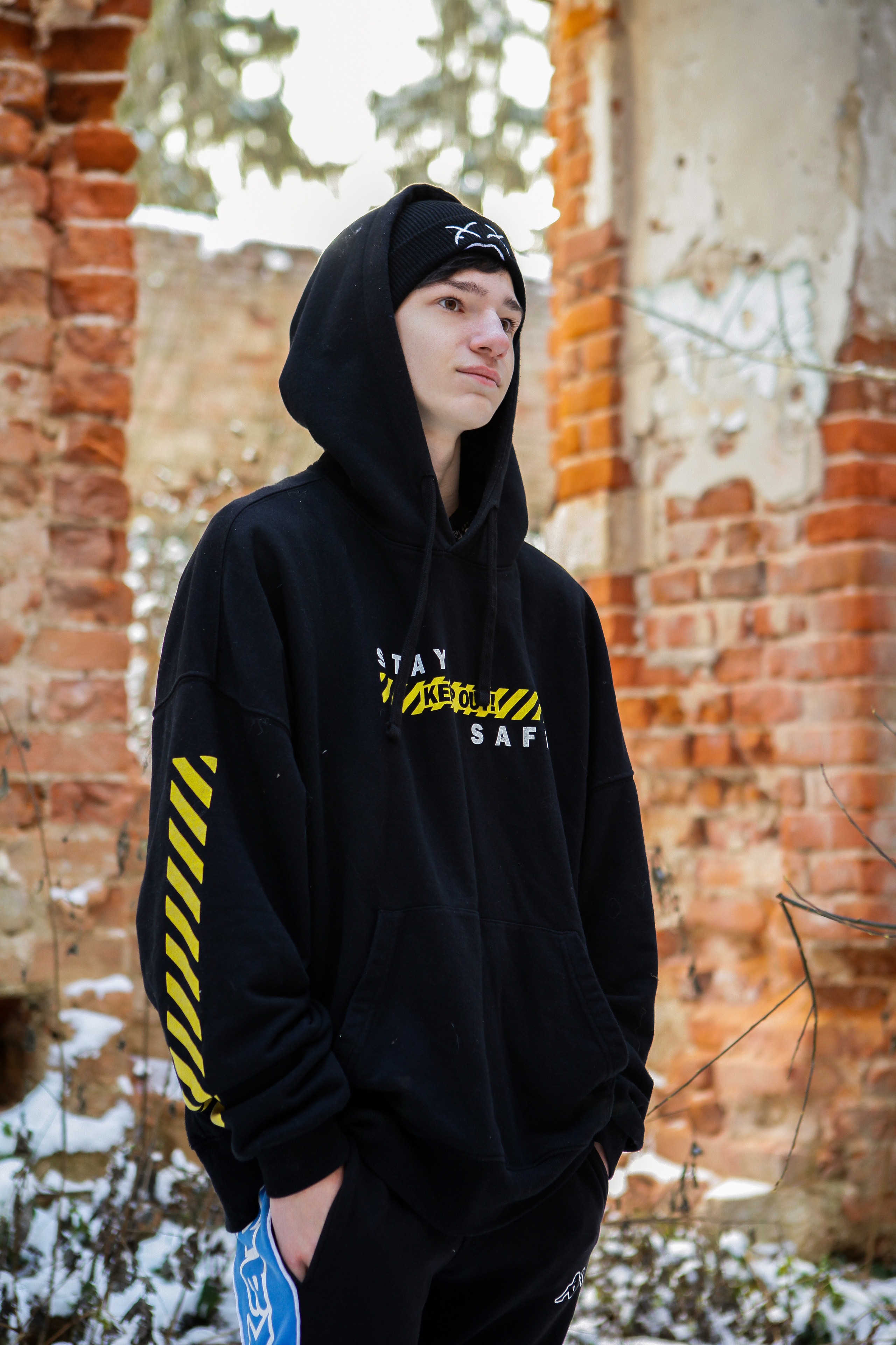 Фотосессия на развалинах усадьбы Молоди. Репортажный, семейный, свадебный, портретный фотограф