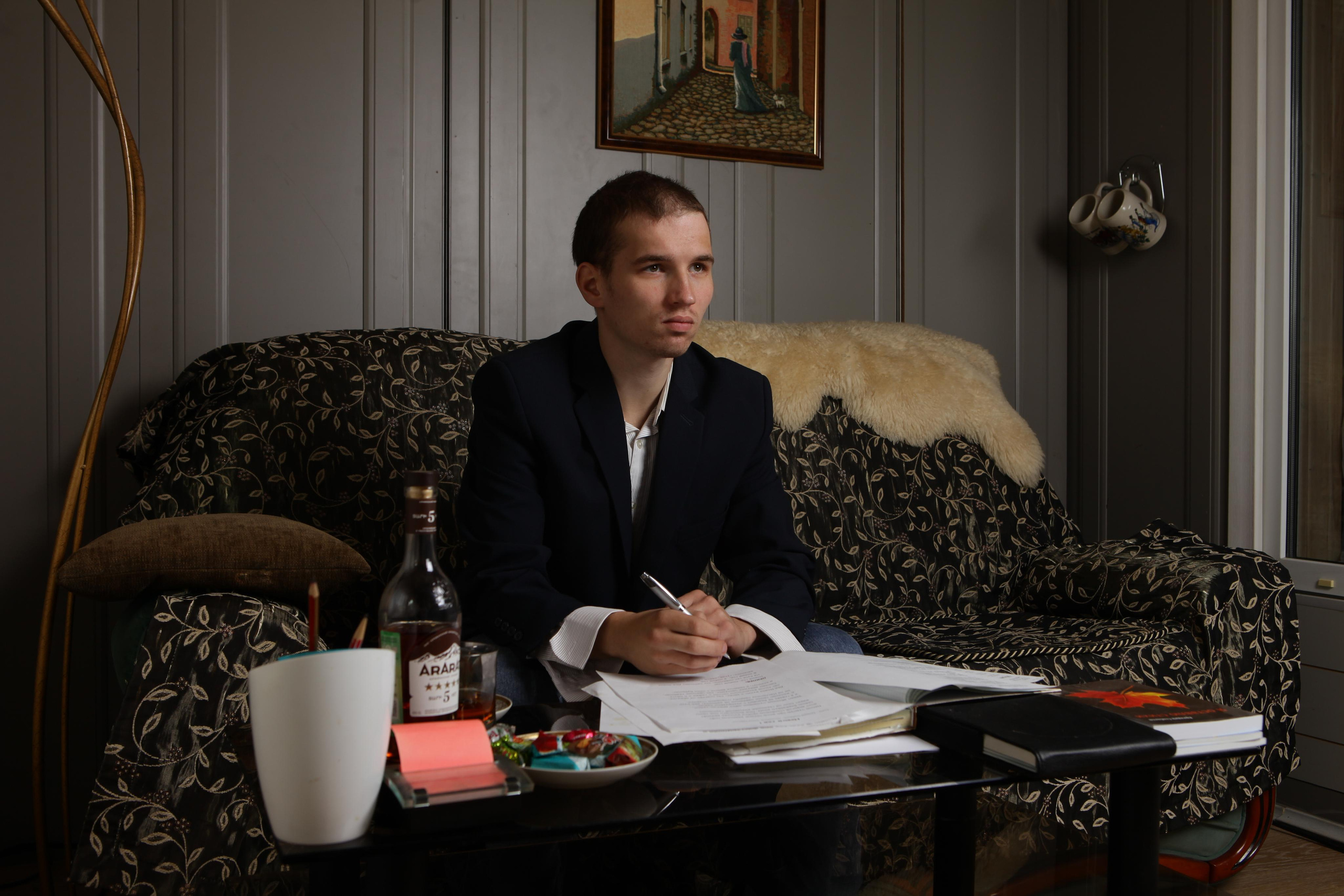 Толик. Портретная фотосъемка. Репортажный, семейный, свадебный, портретный фотограф