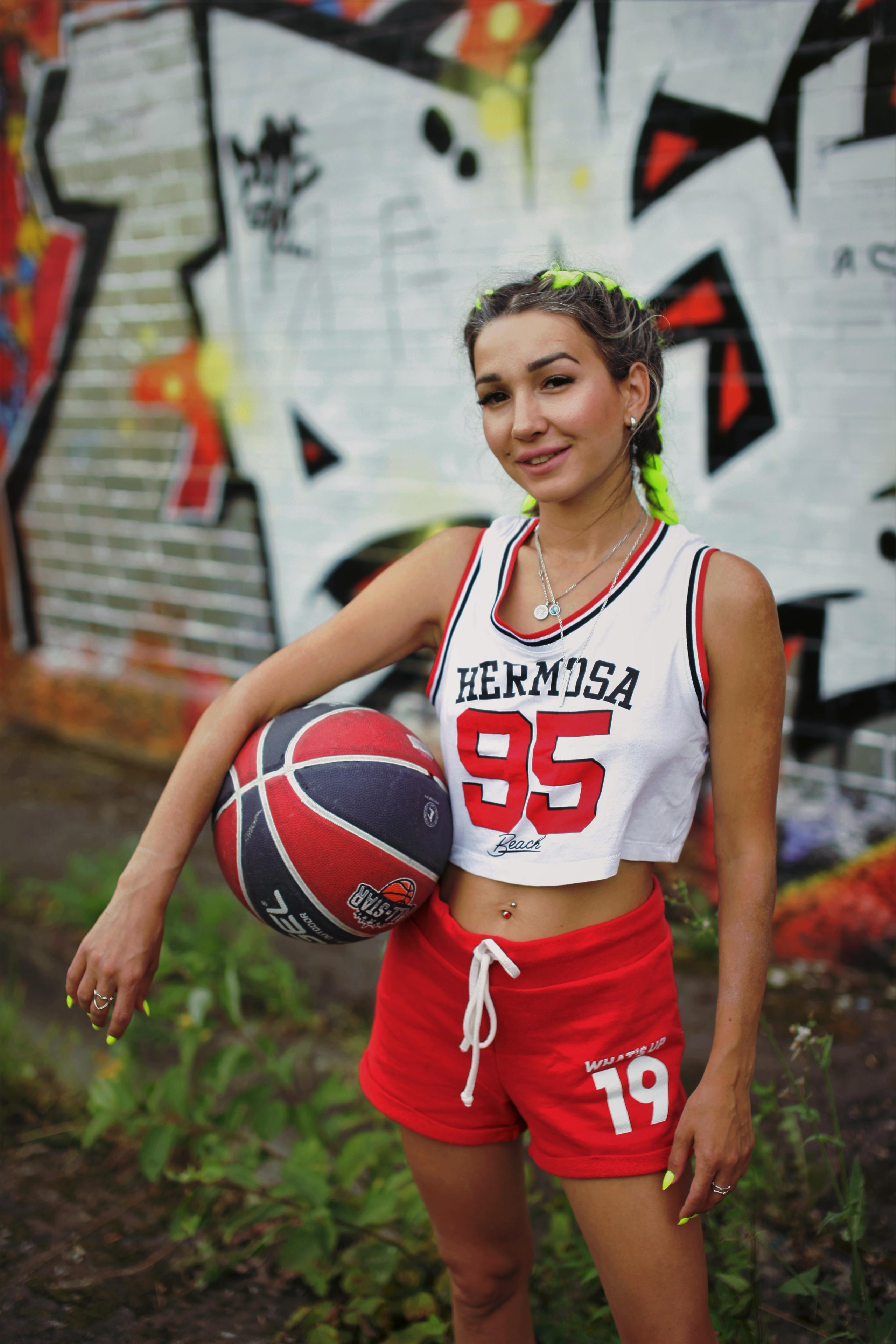 Настя. Фотосессия «Граффити». Репортажный, семейный, свадебный, портретный фотограф