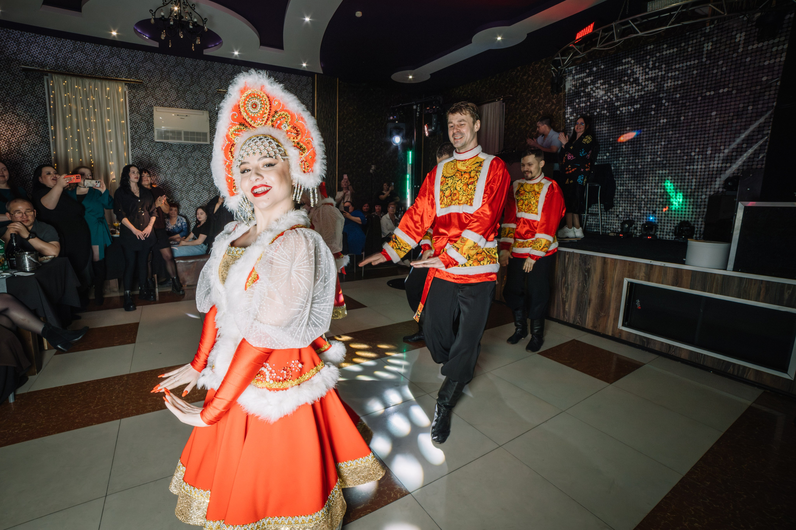 Holiday party. Семейный, репортажный, детский фотограф Комсомольск-на-Амуре