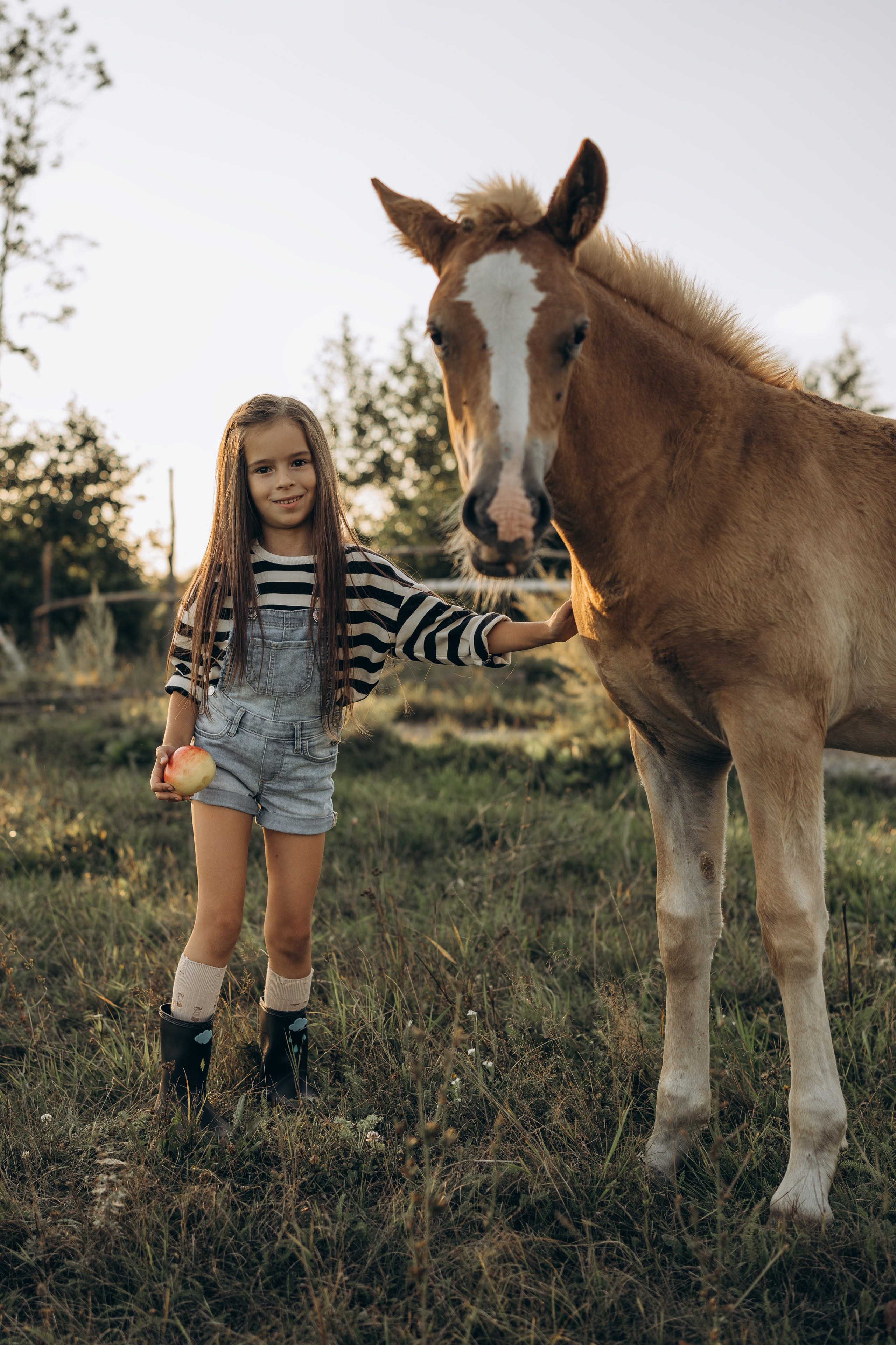 Детство, лошади, природа. Семейный фотограф Москва. Фотограф беременности и материнства Москва
