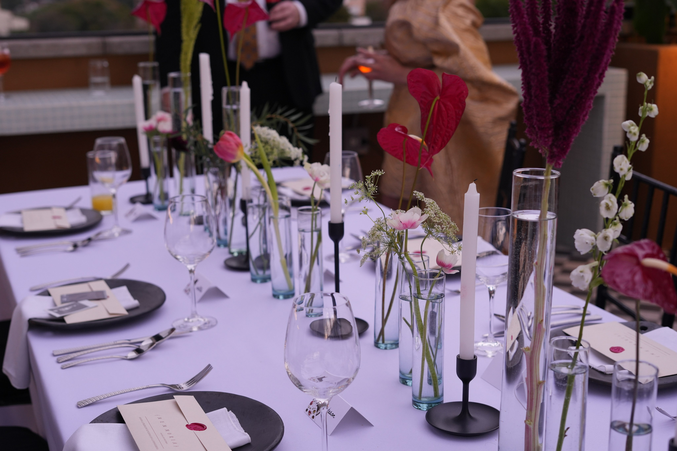 Olivia and Zack / 1 wedding day. Wedding Photographer in Barcelona and Medellin