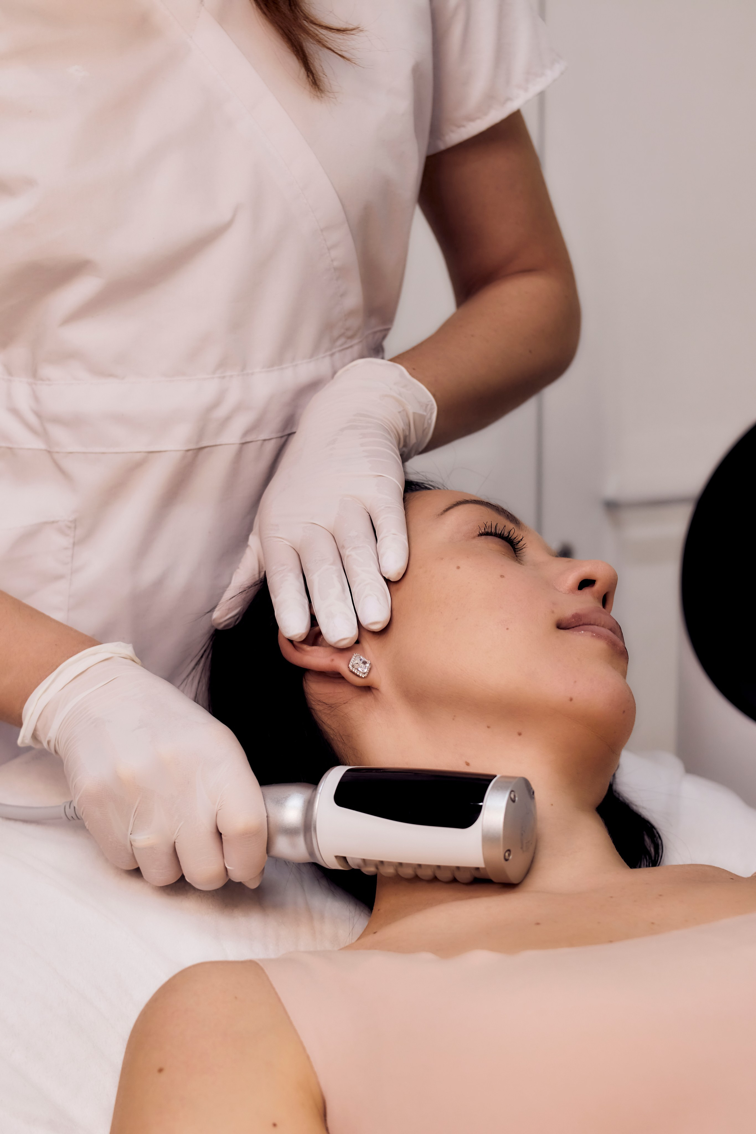 Студия лазера и аппаратного массажа. Фотограф в Санкт-Петербурге Анна Anetprophoto (женские, семейные, лавстори и контент-съемки)