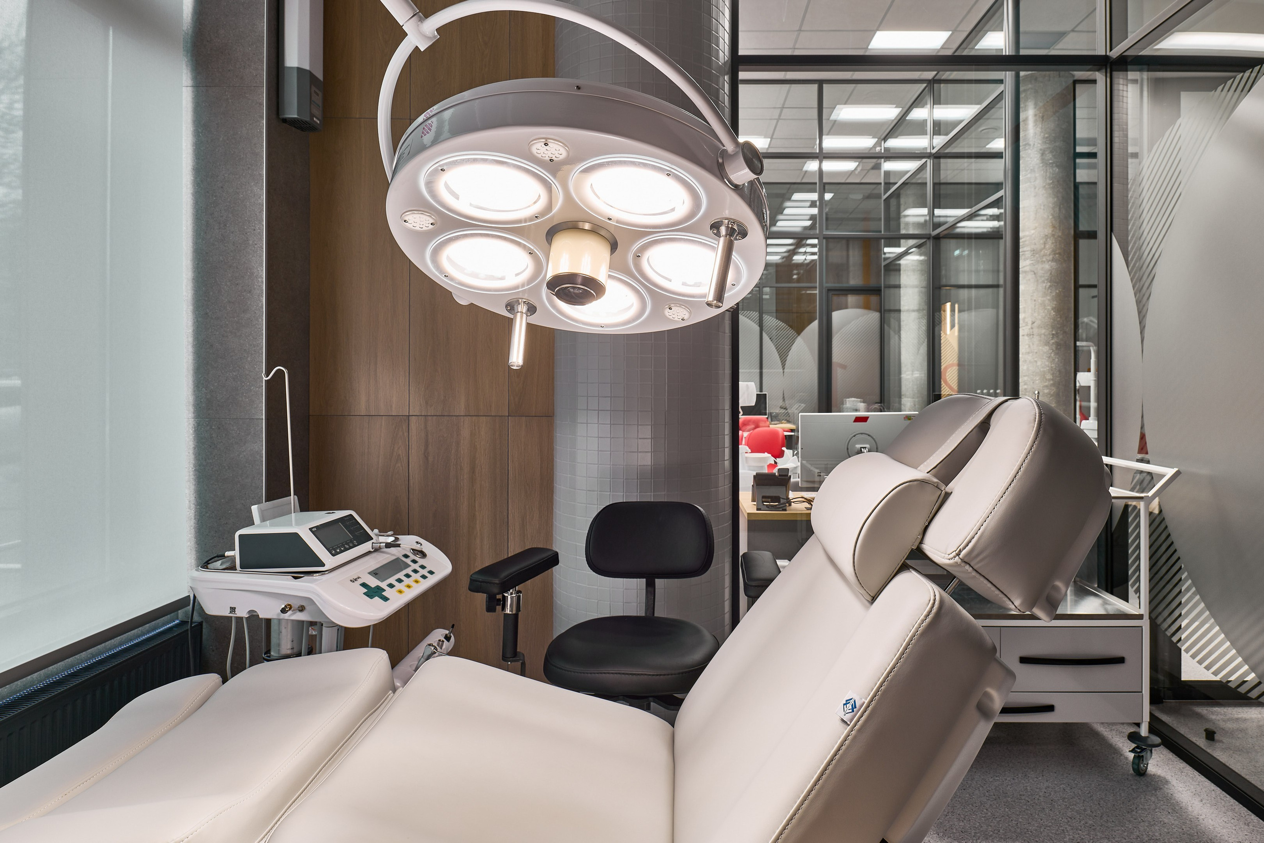 Стоматология «Линии Белого». Интерьерный фотограф. Фотограф архитектуры