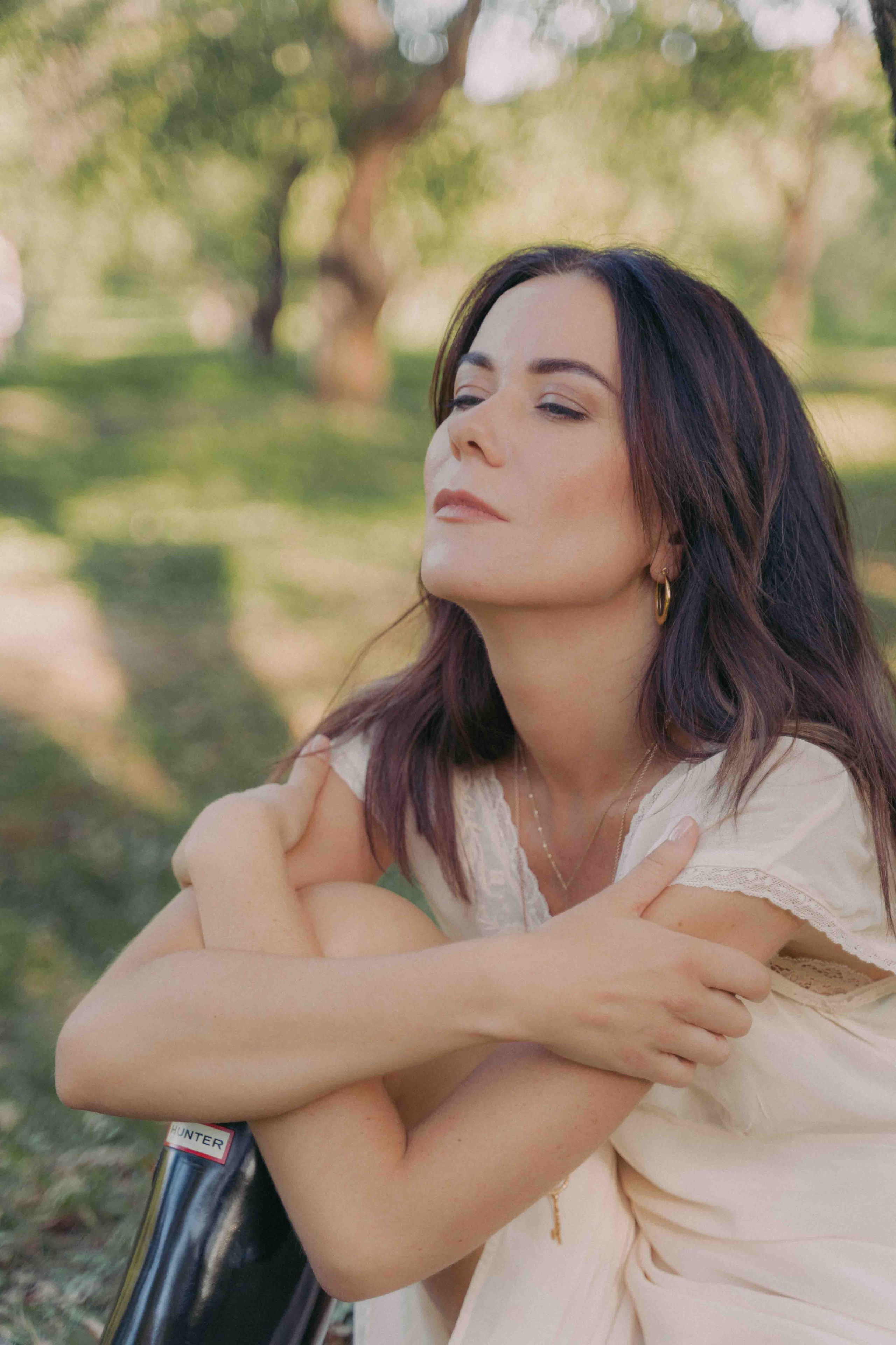 Яблоневый сад и гамак. Фотограф и видеограф в Москве и Абу Даби Мария Кулагина