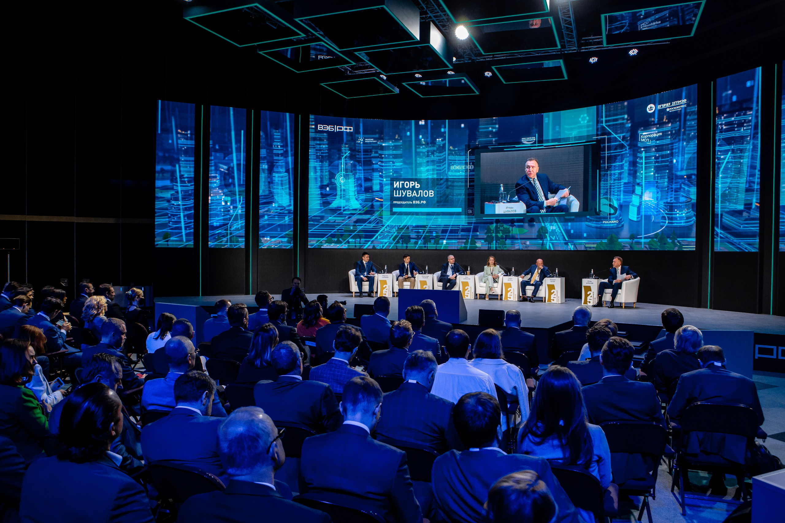 Игорь Шувалов