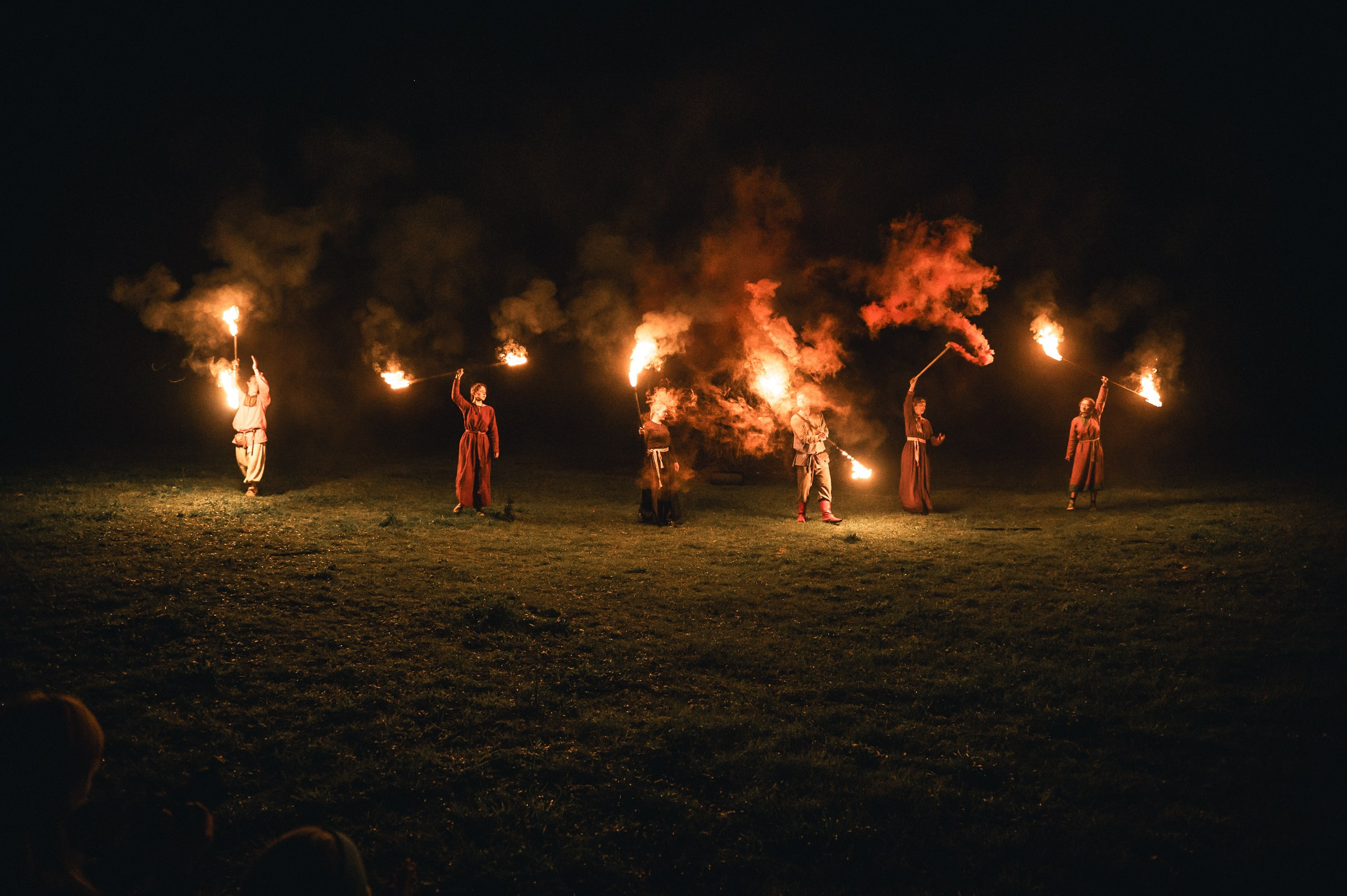 Шоу оригинального жанра «Пламя Феникса». Репортажный фотограф в Кирове Александр Лутошкин