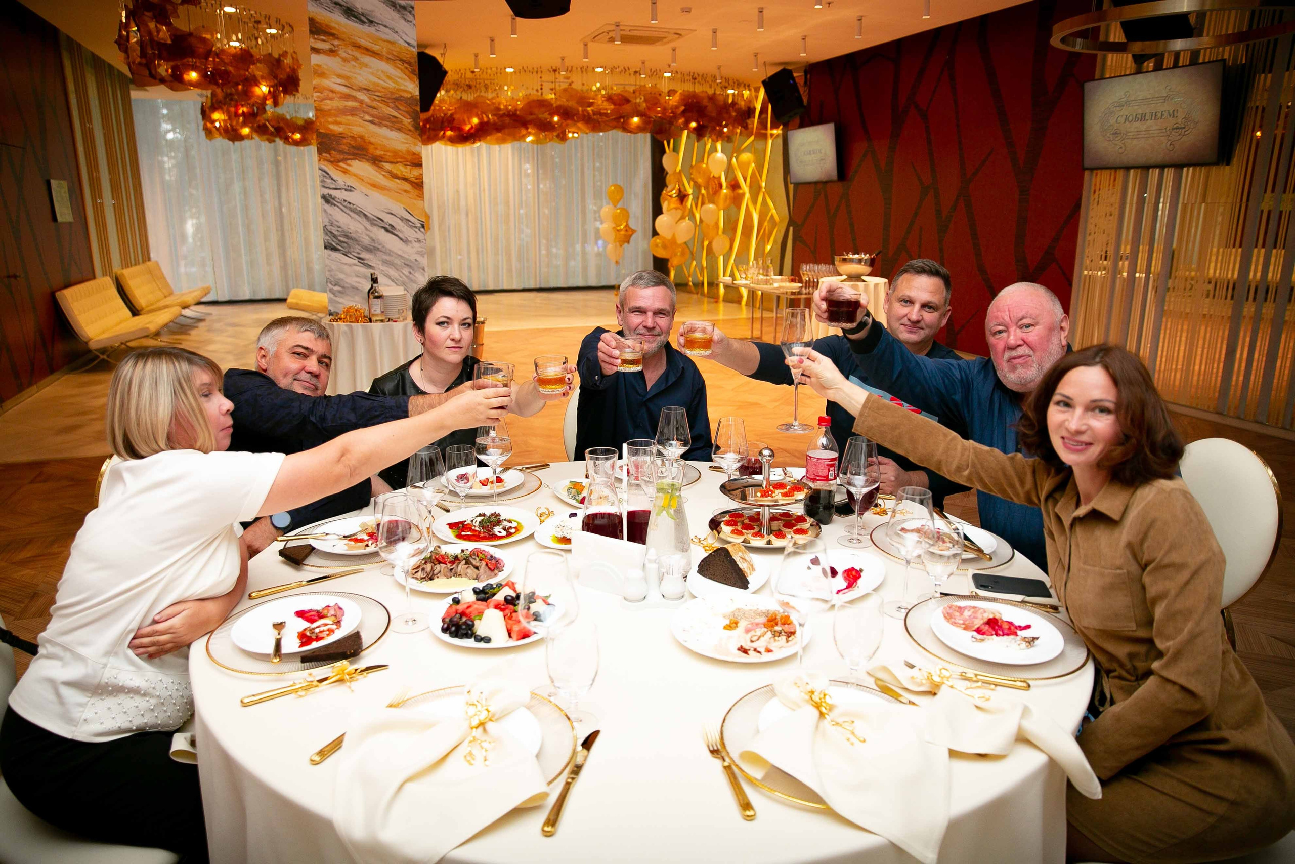 Площадка «Времена года». Ваш репортажный фотограф Артемий Антонов